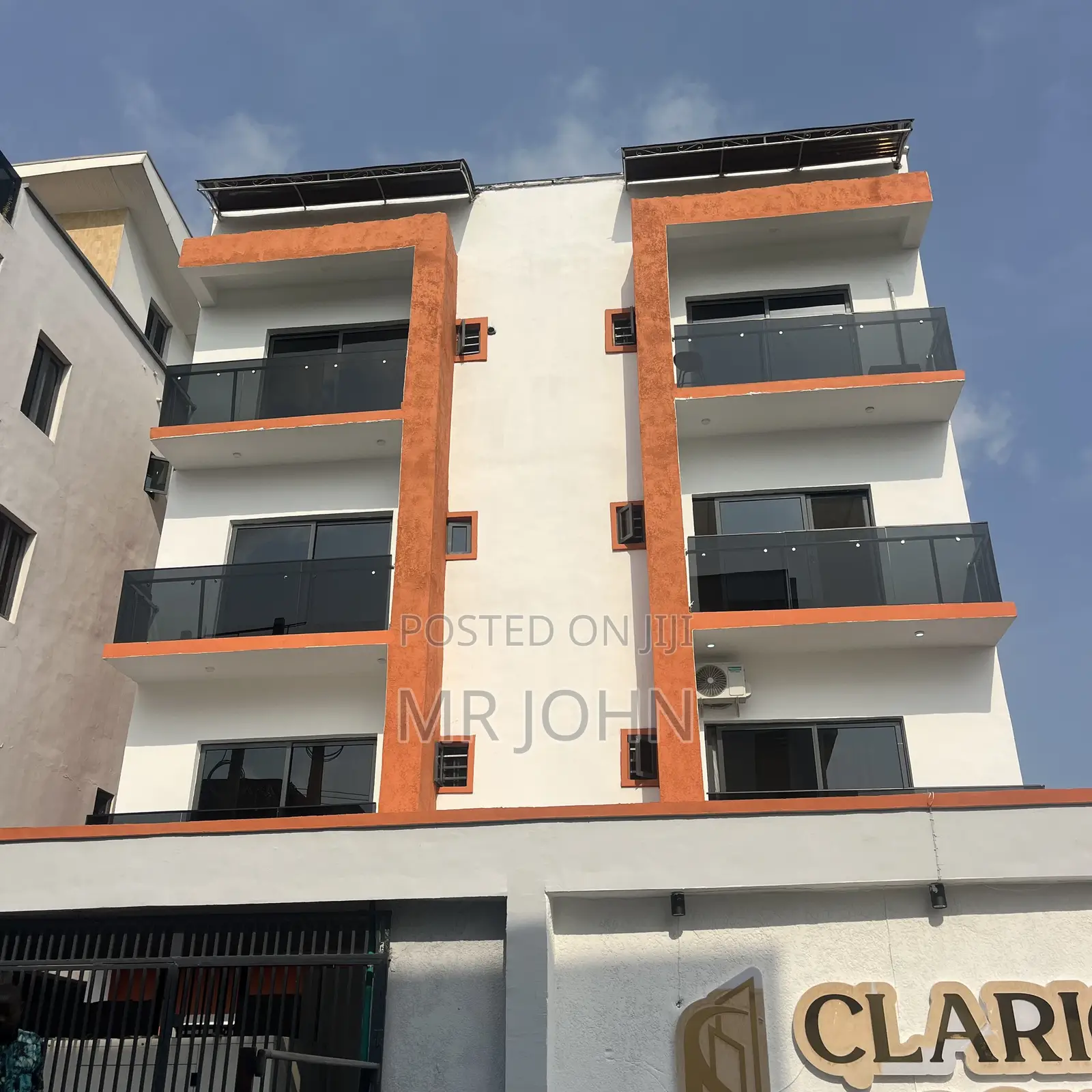 3bdrm Apartment in Ologolo, Lekki for rent in Lekki