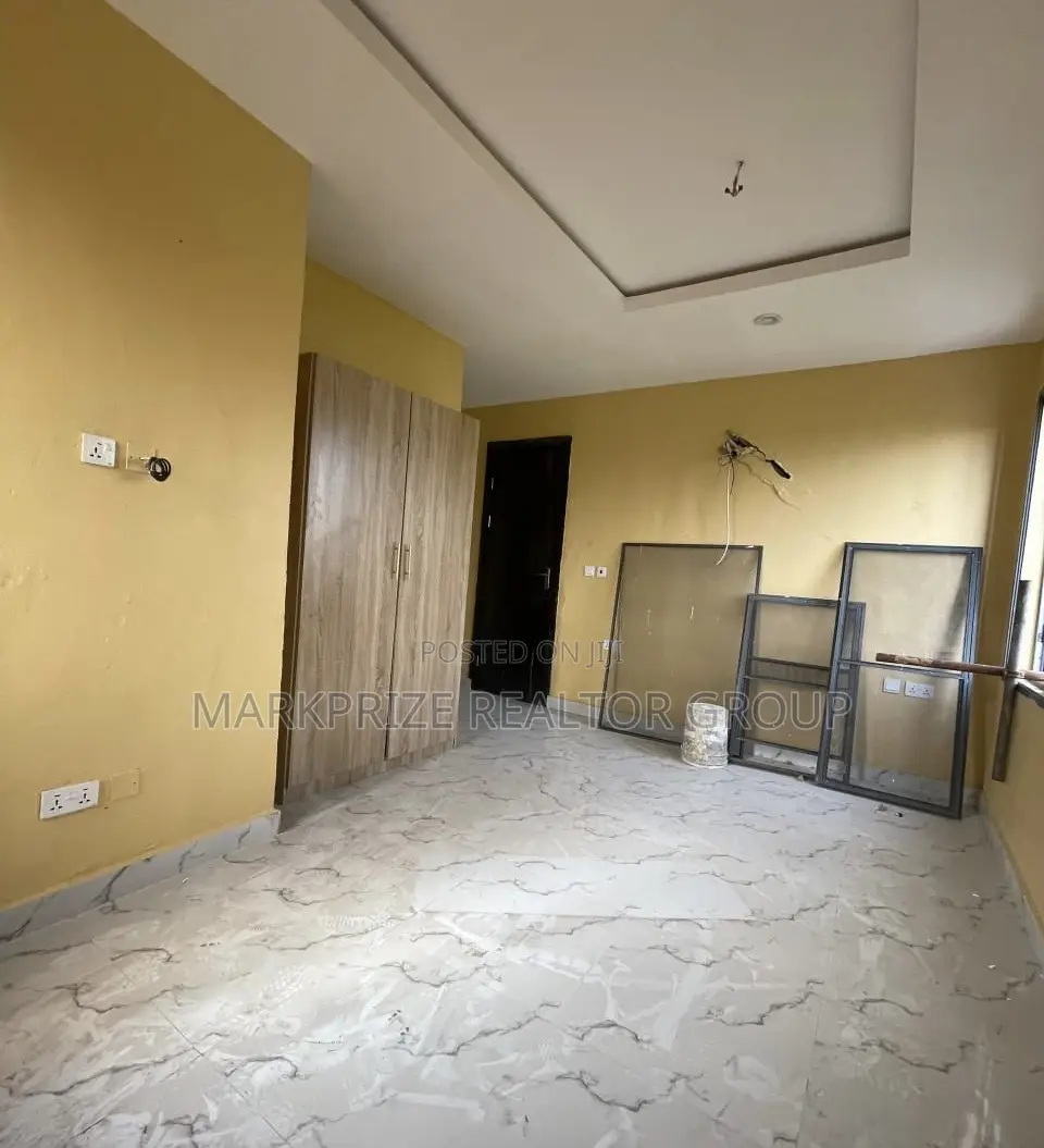 Furnished 3bdrm Duplex in Ogba, Lagos for sale in Ogba GRA