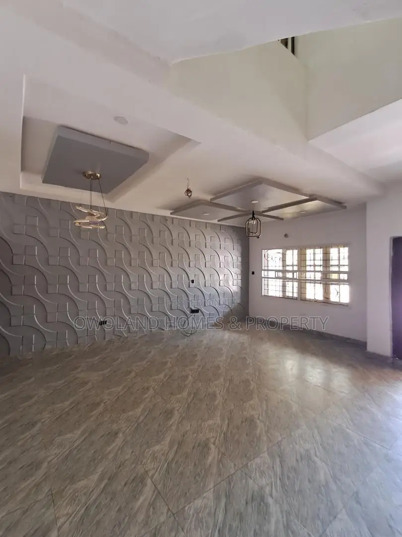 3bdrm Duplex in Ajah Estate for rent in Ajah