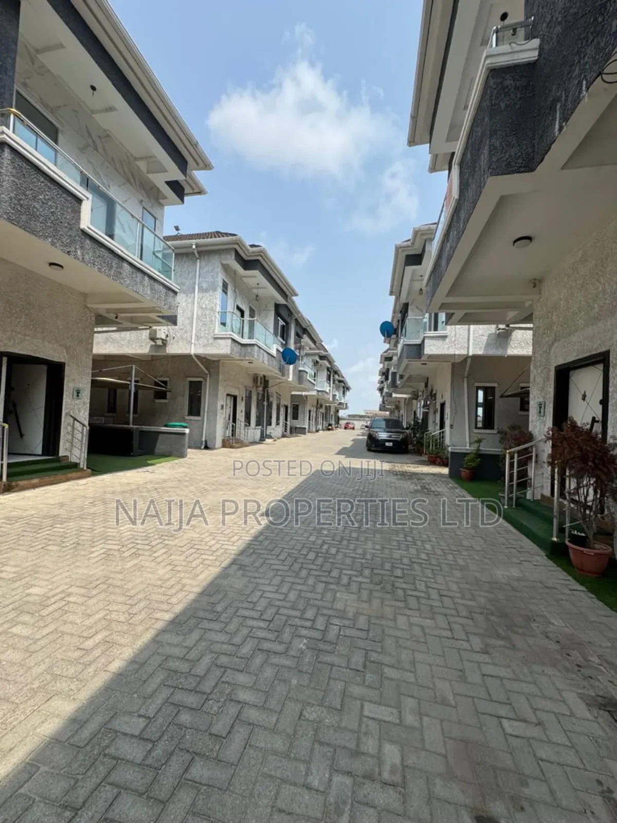 Studio Apartment in Ikota Villa for rent in Ikota