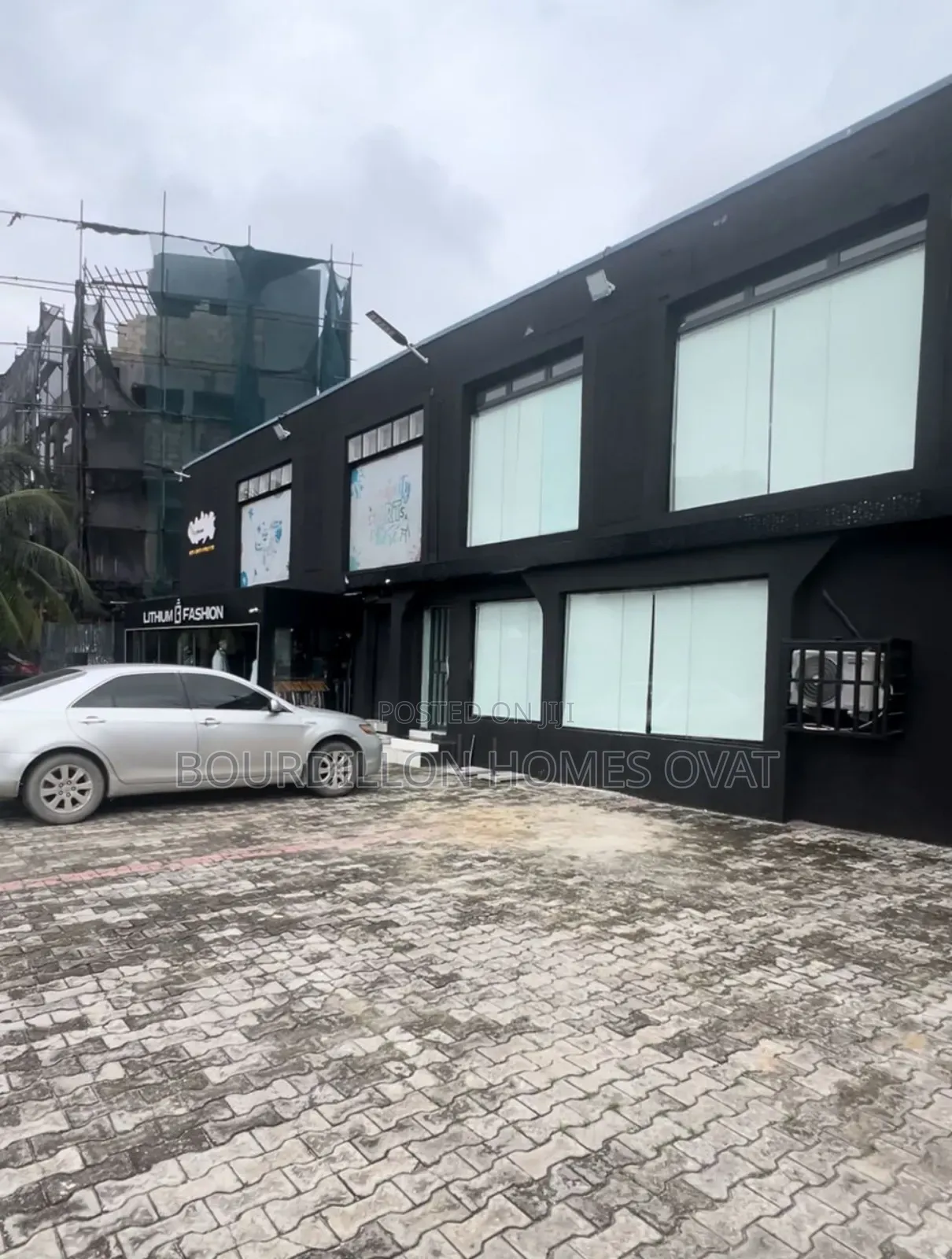 5bdrm Duplex in Lekki Phase 1 for sale in Lekki Phase 1