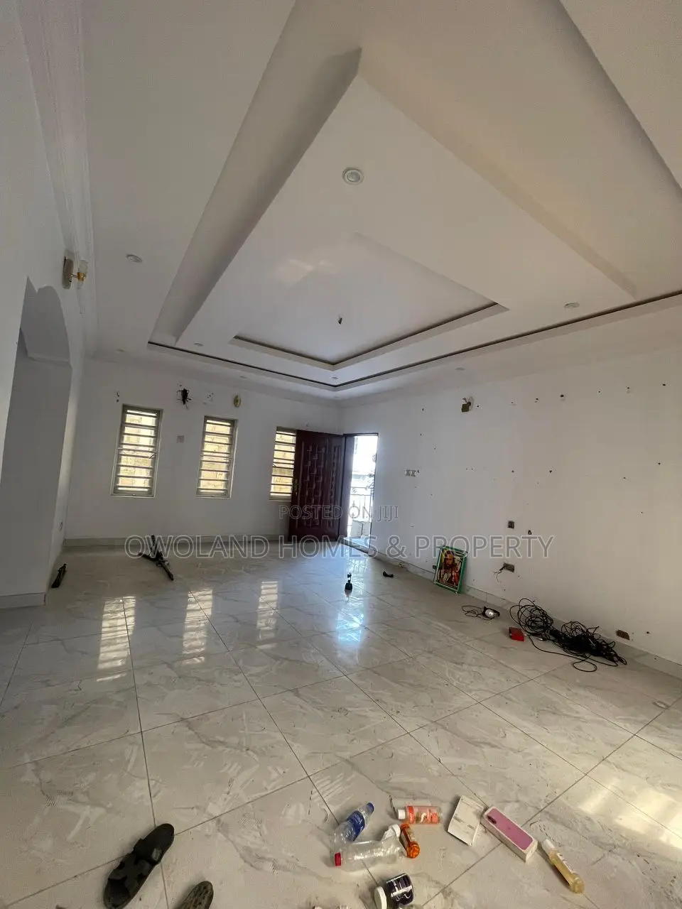 2bdrm Duplex in Chevron Estate for rent in Chevron