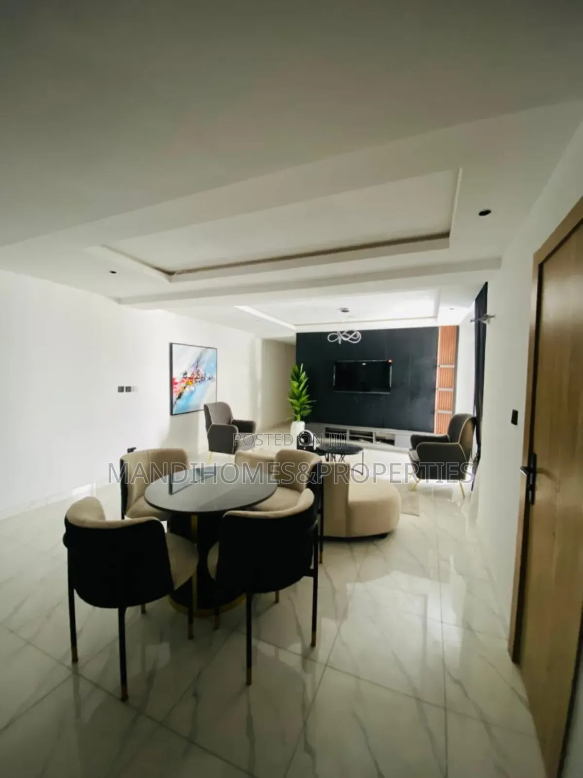 2bdrm Apartment in Off Lekki-Epe Expressway for sale in Off Lekki-Epe Expressway