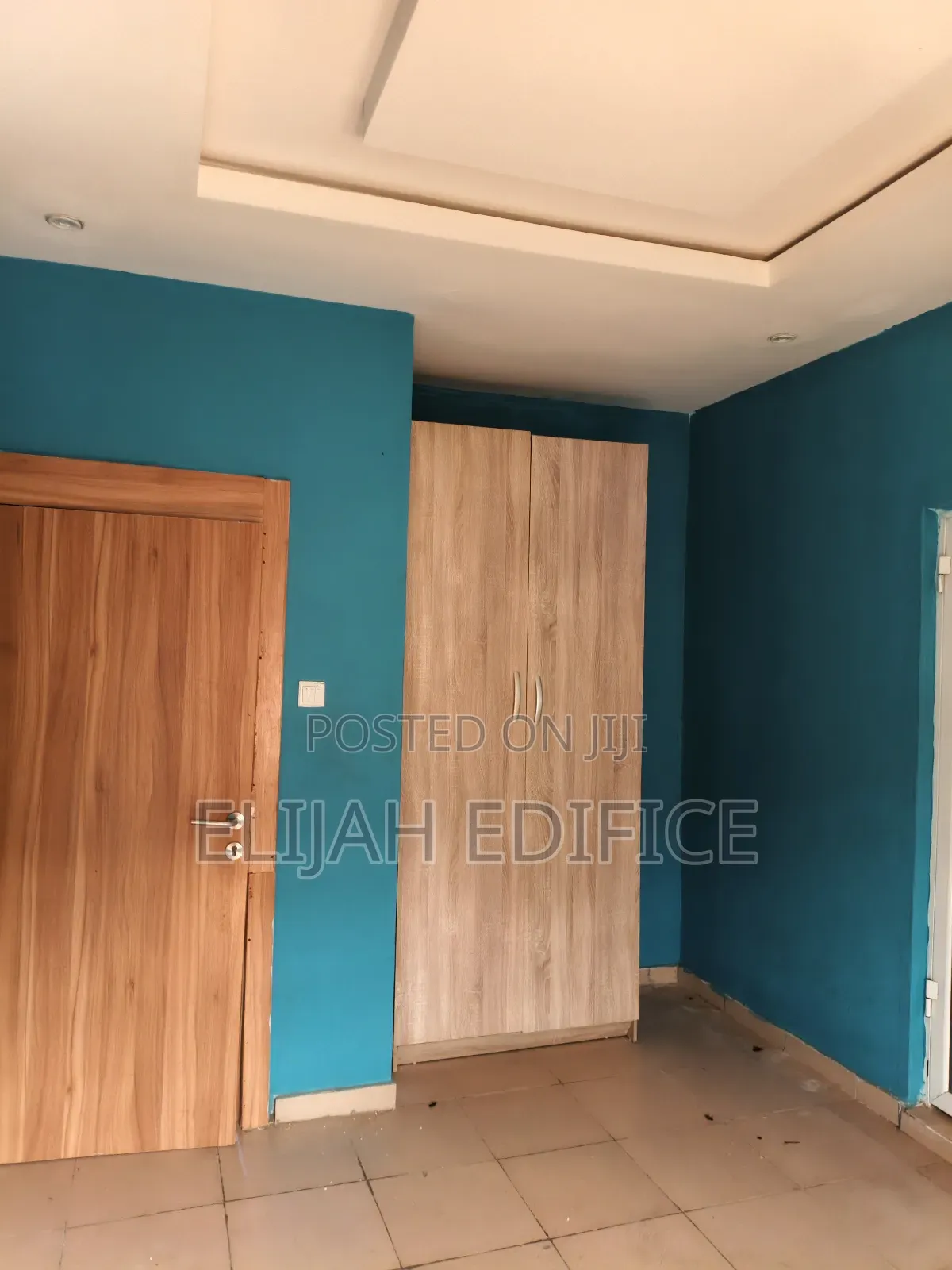 Furnished 2bdrm Bungalow in Igbe Junction, Ikorodu Garage for rent in Ikorodu Garage