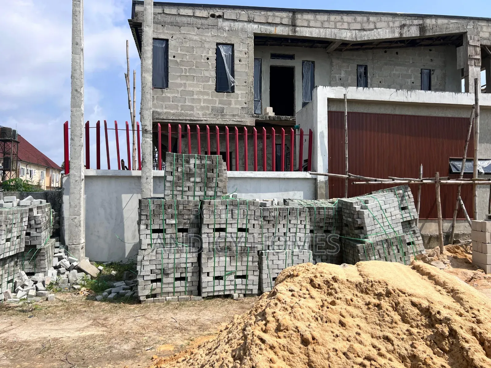2bdrm Duplex in Heirs Court, Lakowe for sale in Lakowe