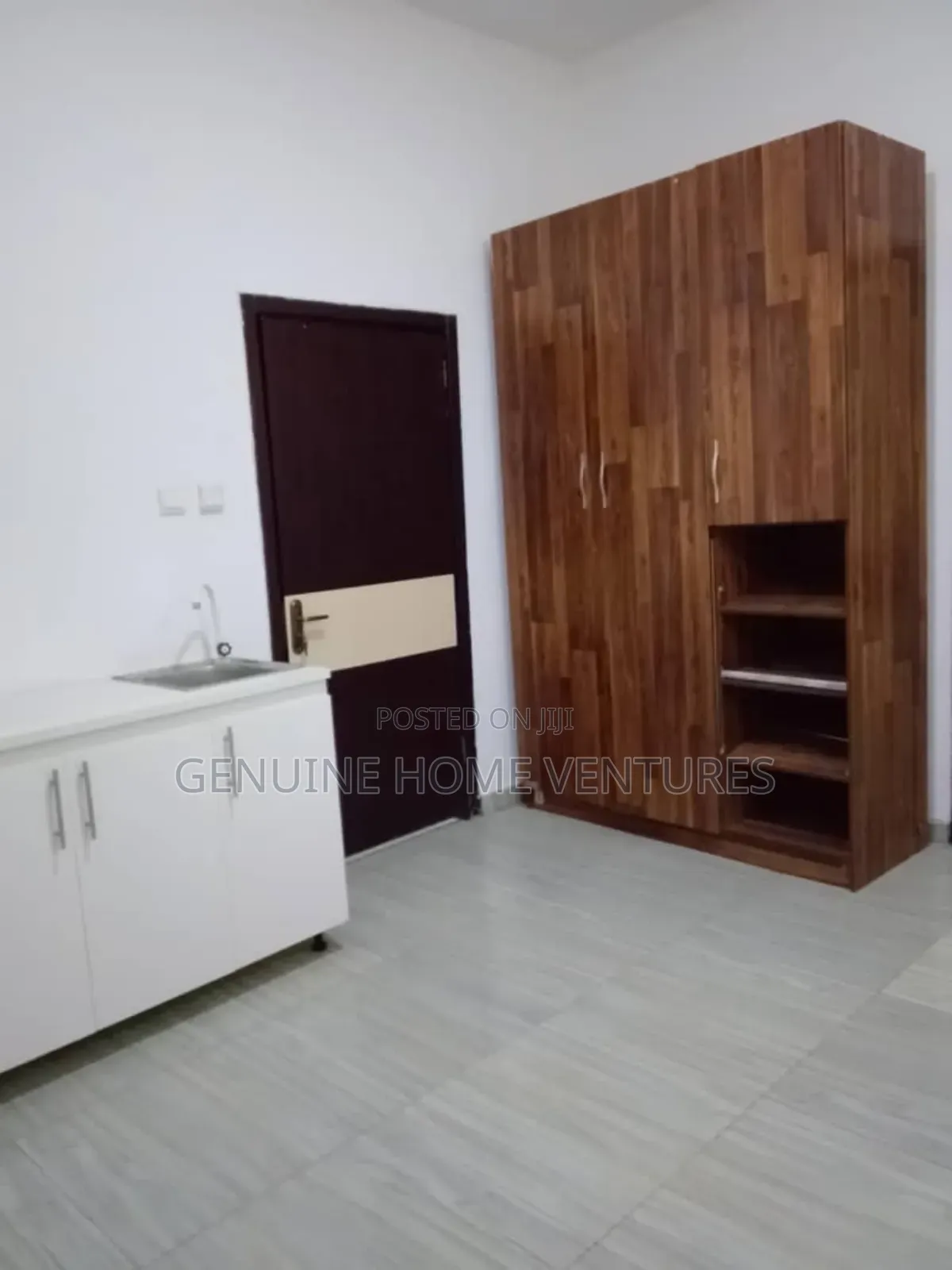 Mini Flat in Ikota for rent in Ikota