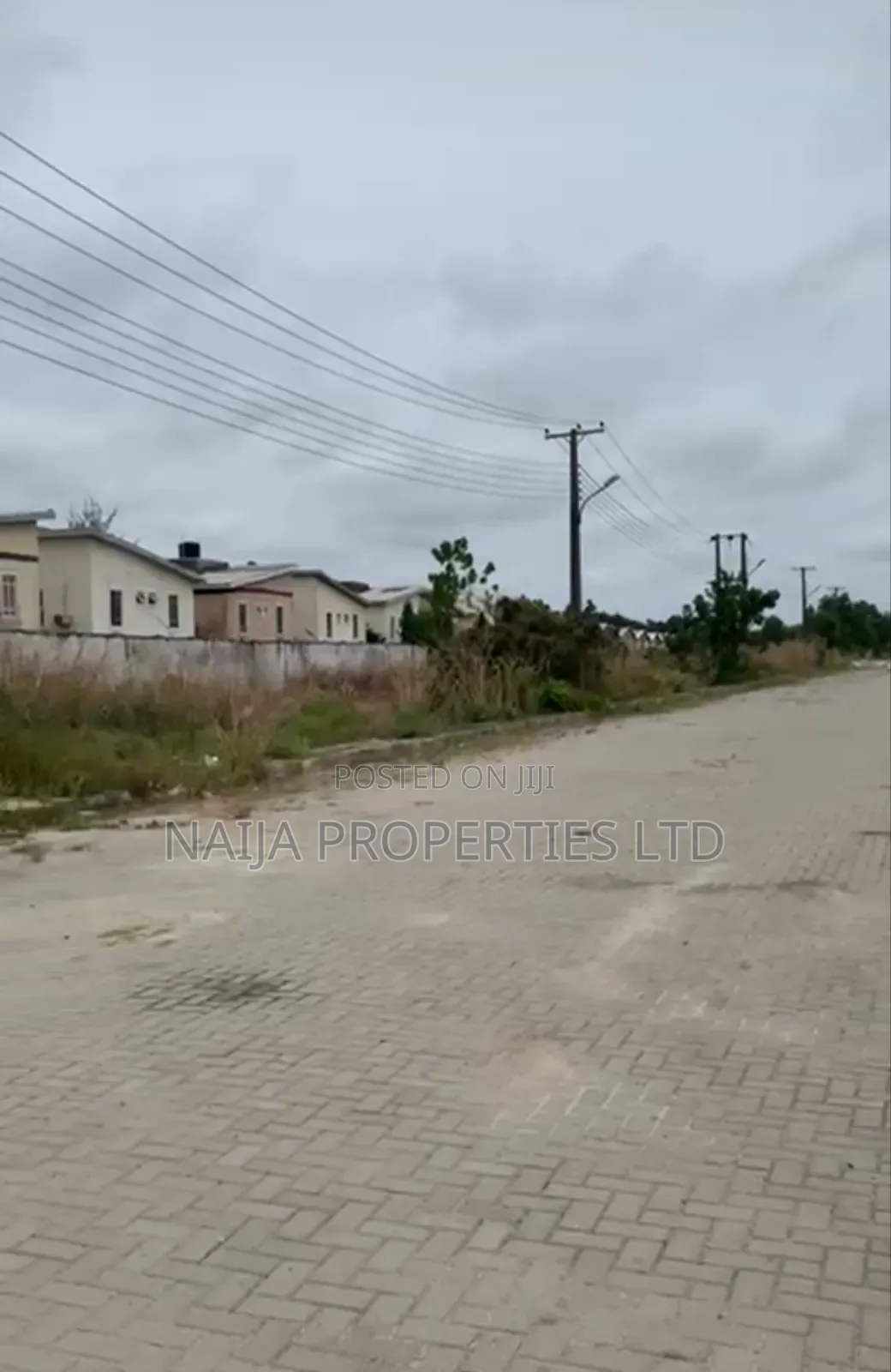 Almost Full Plot of 549sqm at Jubilee Estate,Monastery,Sangotedo 4sale in Sangotedo