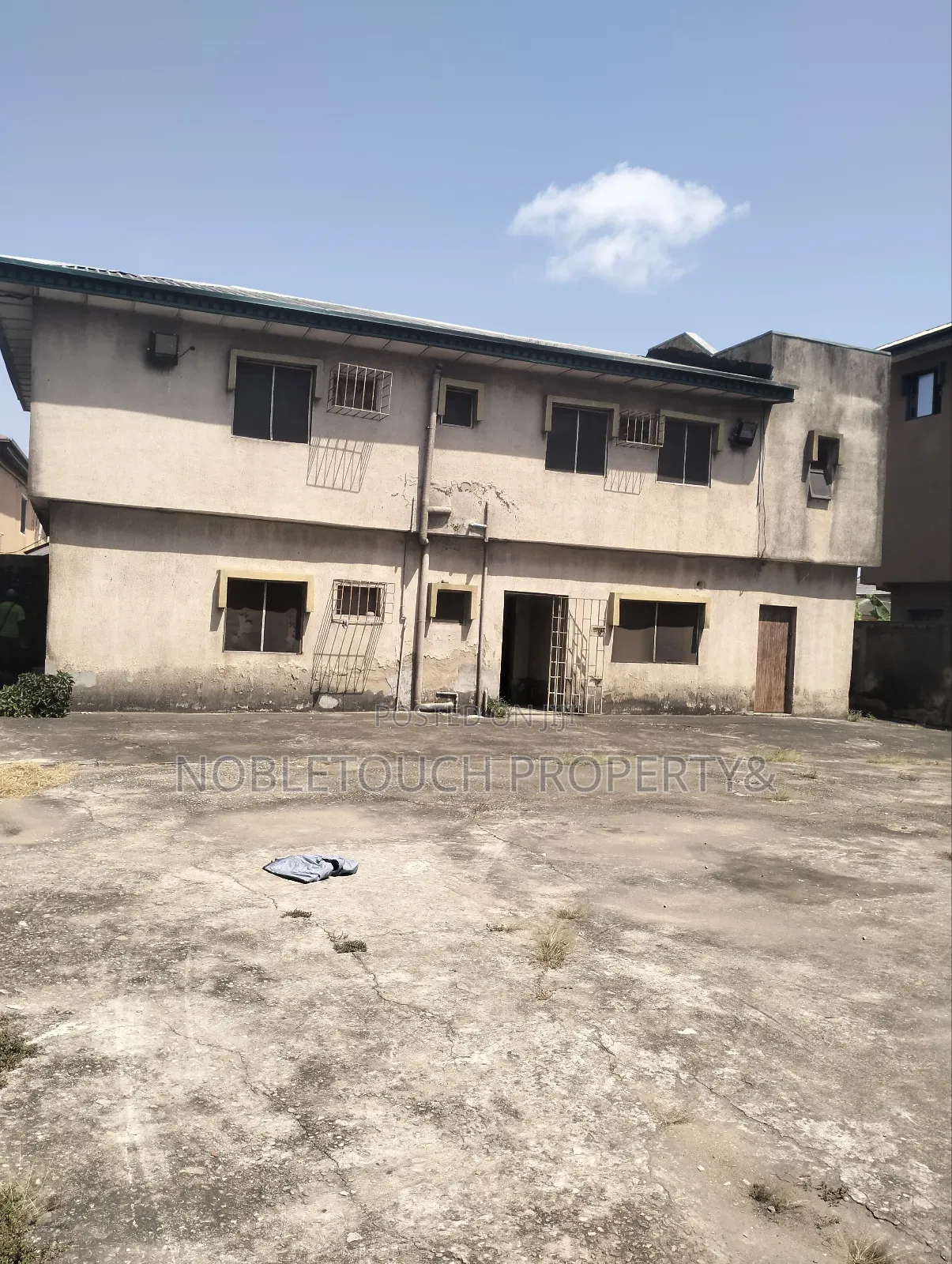 2bdrm Block of Flats in Iba Junction Along for sale in Iba / Ojo