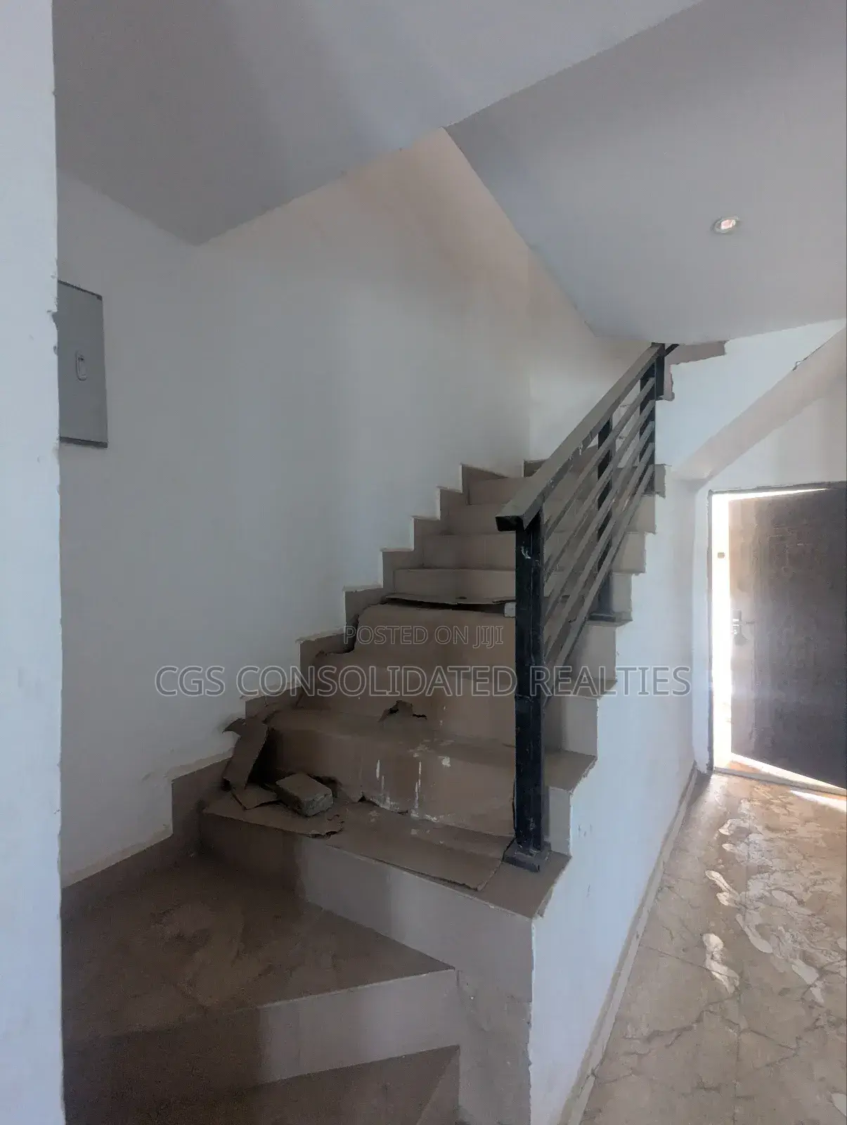 3bdrm Duplex in Defence Estate, Pyakasa for rent in Pyakasa