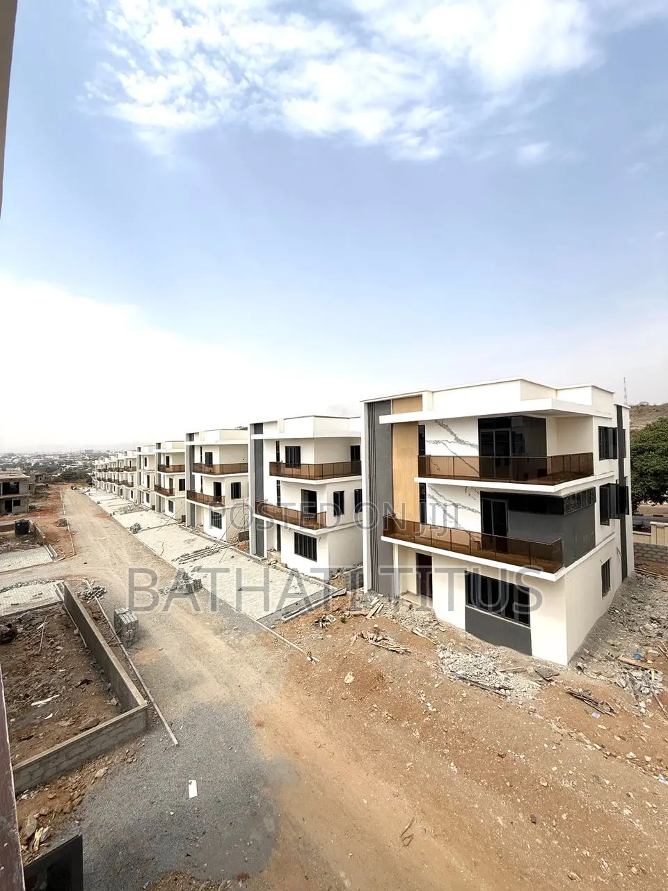 6bdrm Duplex in Guzape District for sale in Guzape District