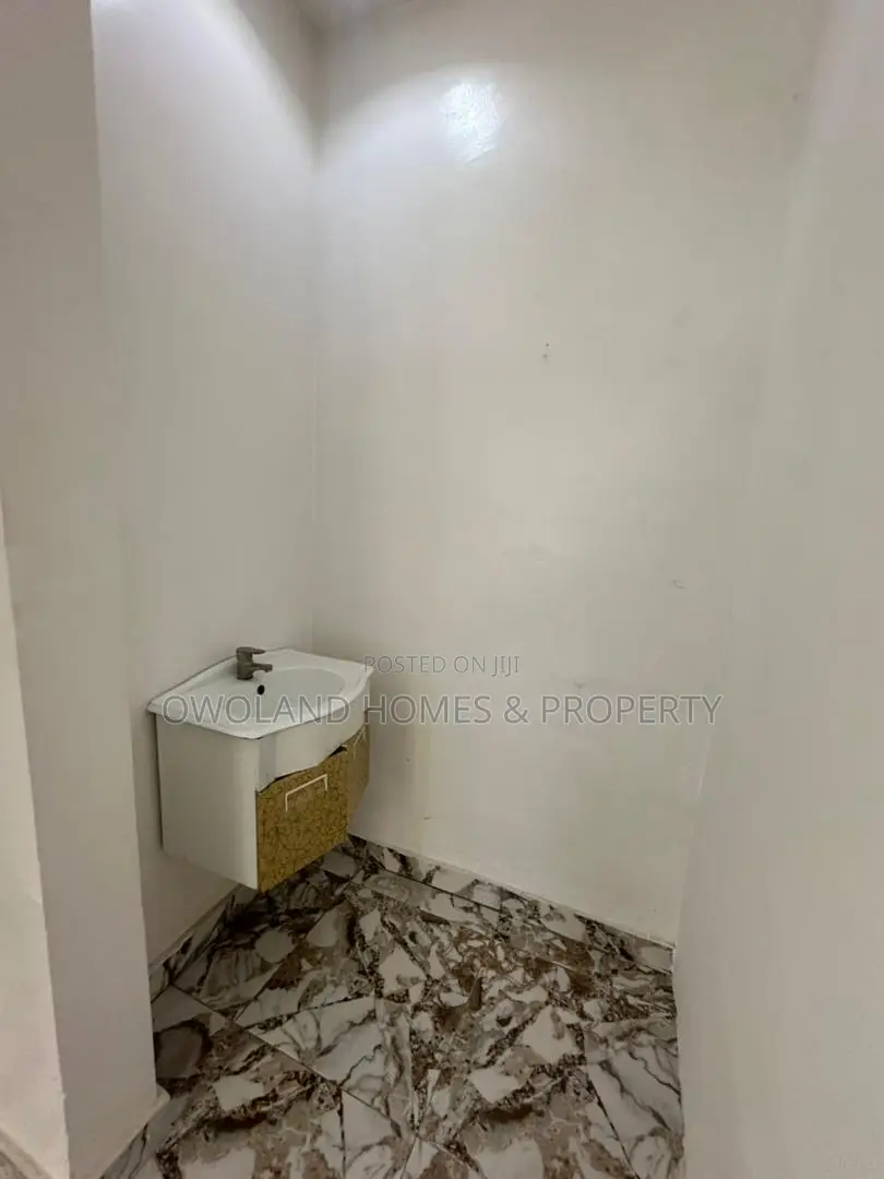 Studio Apartment in Ikota Estate for rent in Ikota