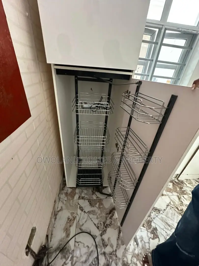 Studio Apartment in Ikota Estate for rent in Ikota