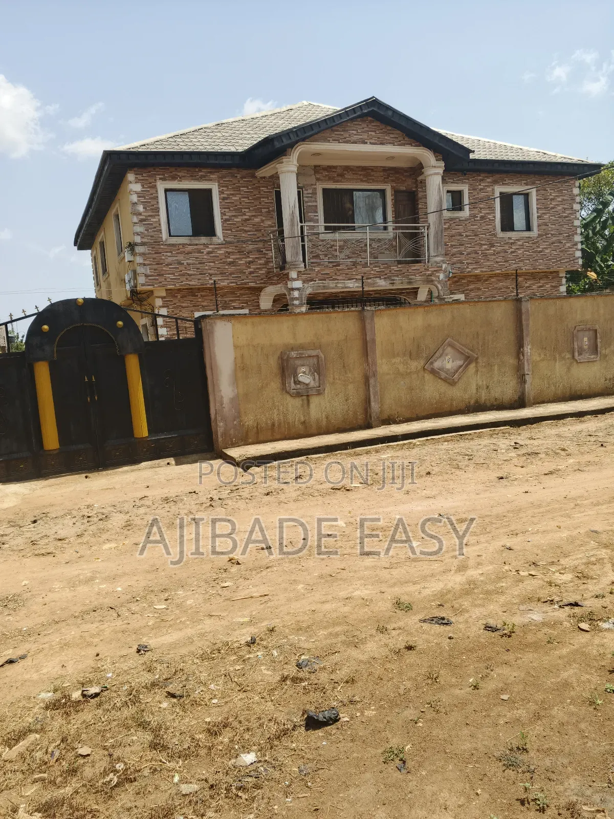 6bdrm Block of Flats in Ayobo for sale in Ayobo