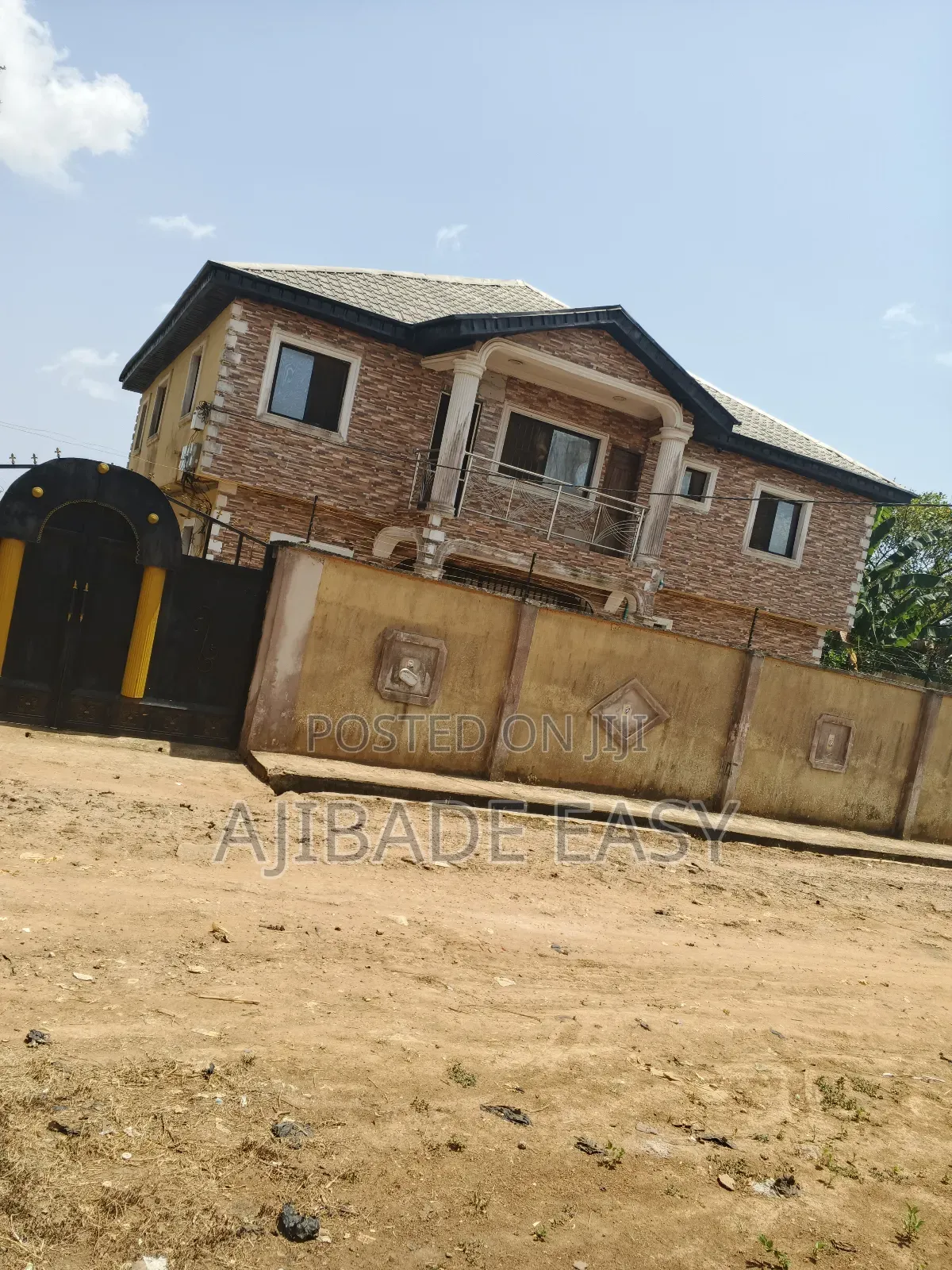 6bdrm Block of Flats in Ayobo for sale in Ayobo