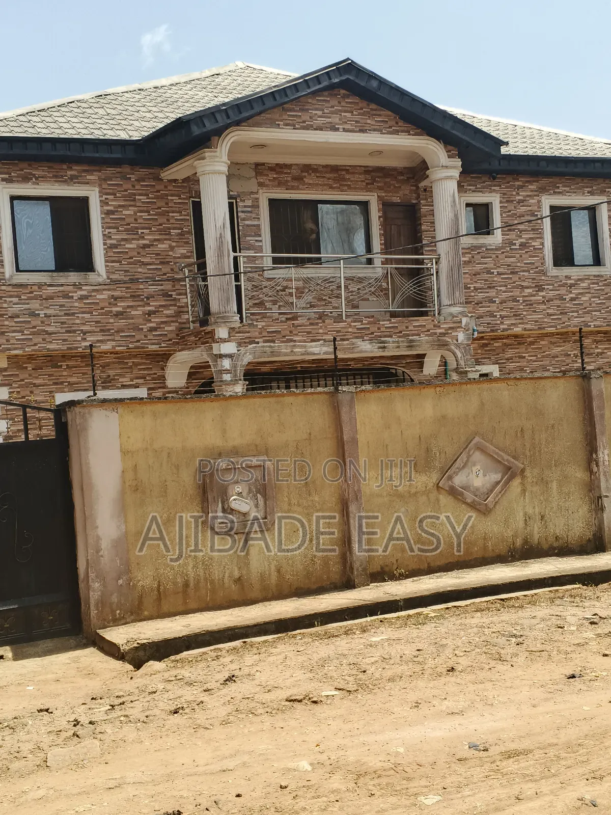 6bdrm Block of Flats in Ayobo for sale in Ayobo