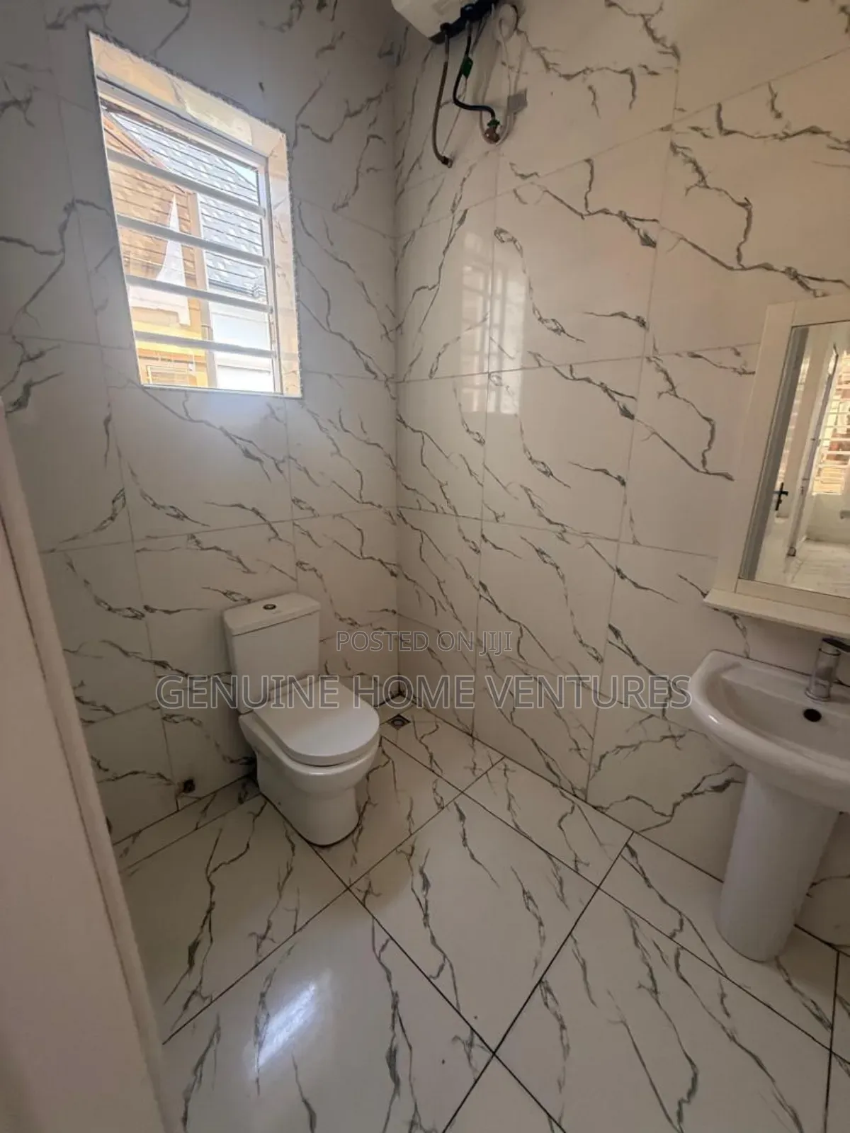 1bdrm Shared Apartment in Orchid Road Pinne, Chevron for rent in Chevron