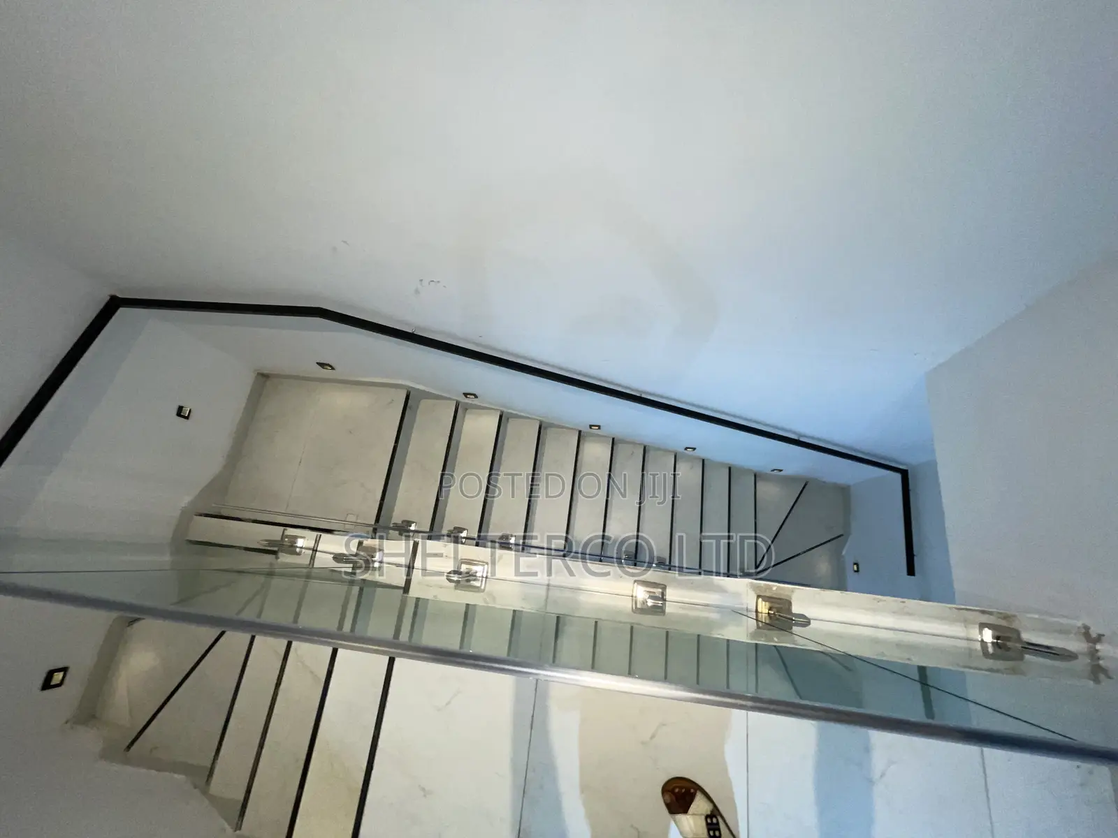 5bdrm Duplex in Estate, Adeniyi Jones for sale in Adeniyi Jones