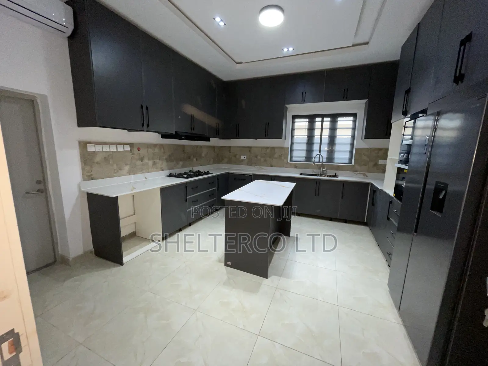 5bdrm Duplex in Estate, Adeniyi Jones for sale in Adeniyi Jones
