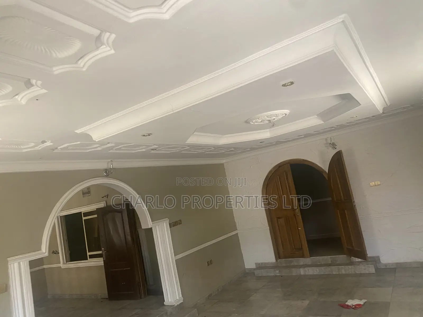 8bdrm Bungalow in Benin City for sale in Benin City