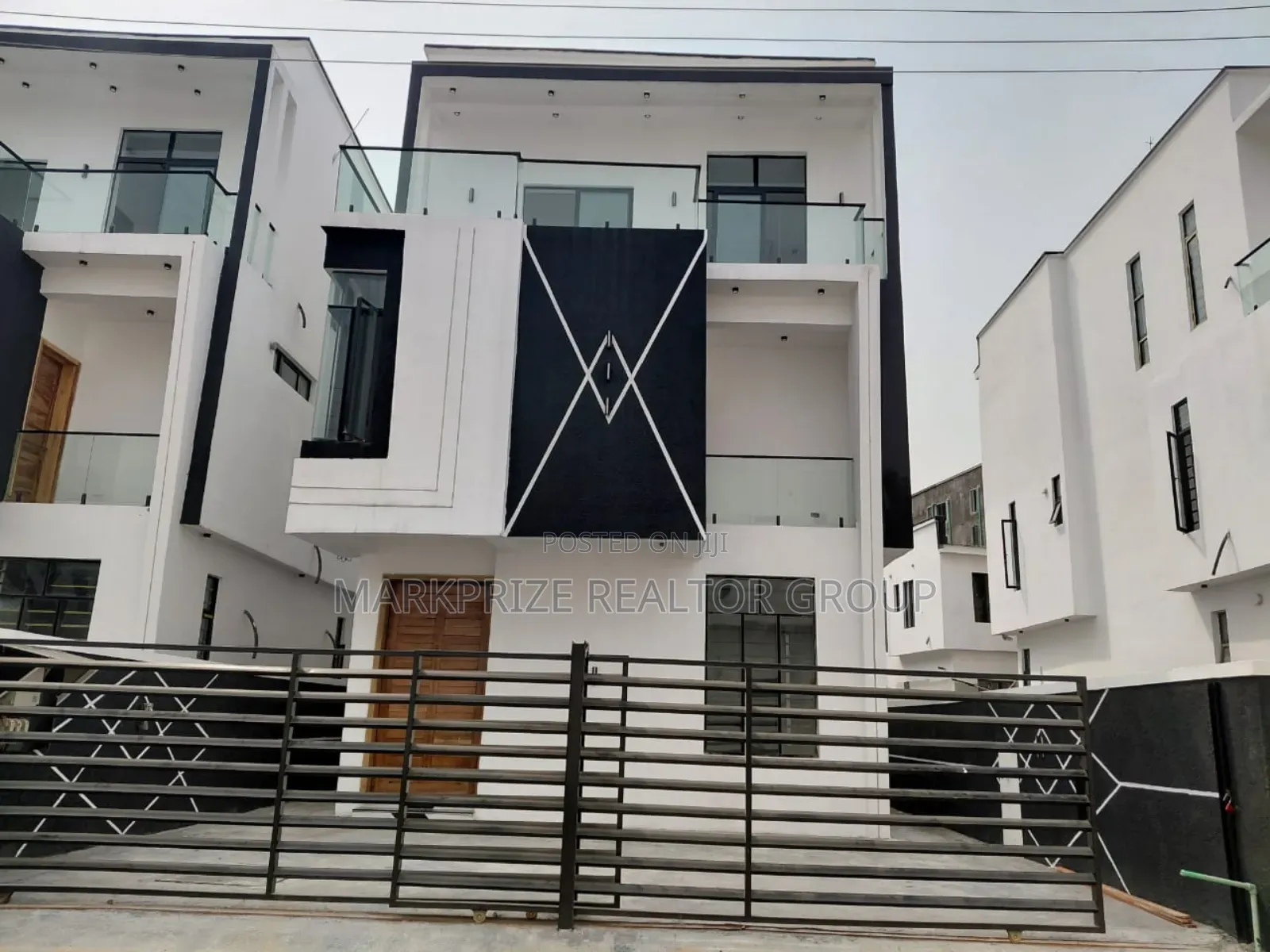 Furnished 5bdrm Duplex in Chevron, Lekki for sale in Chevron