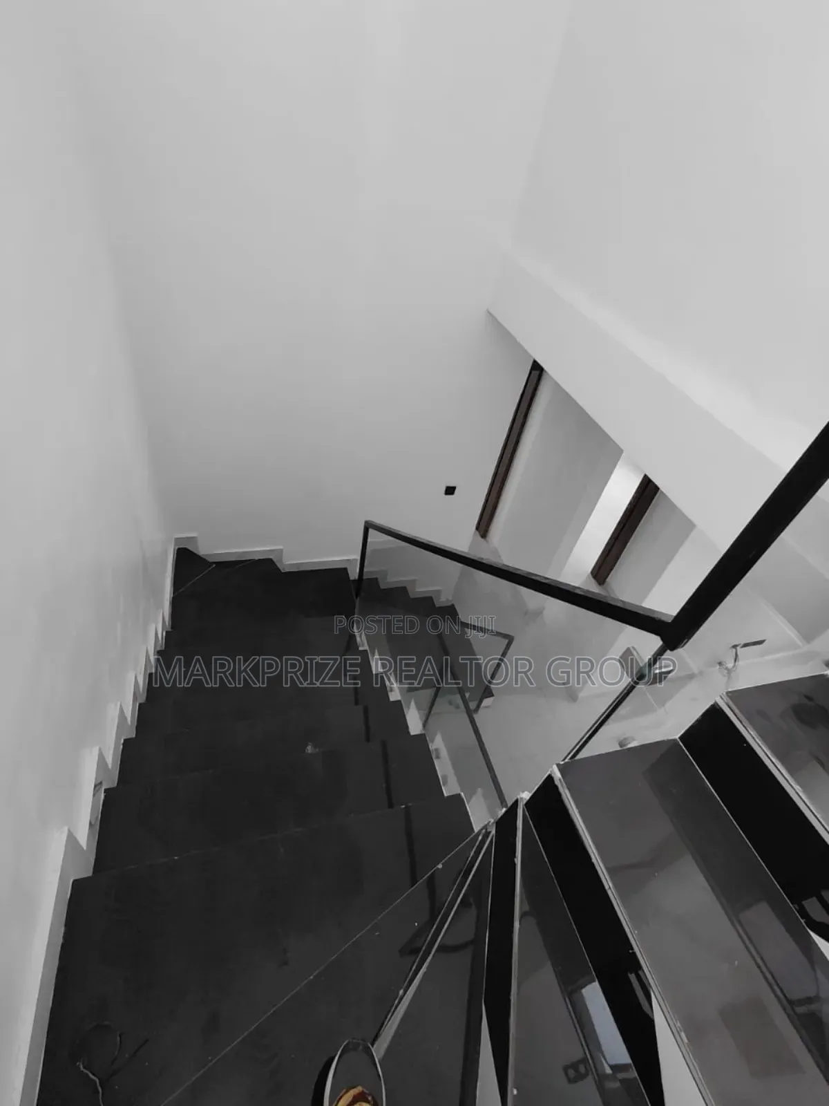 Furnished 5bdrm Duplex in Chevron, Lekki for sale in Chevron