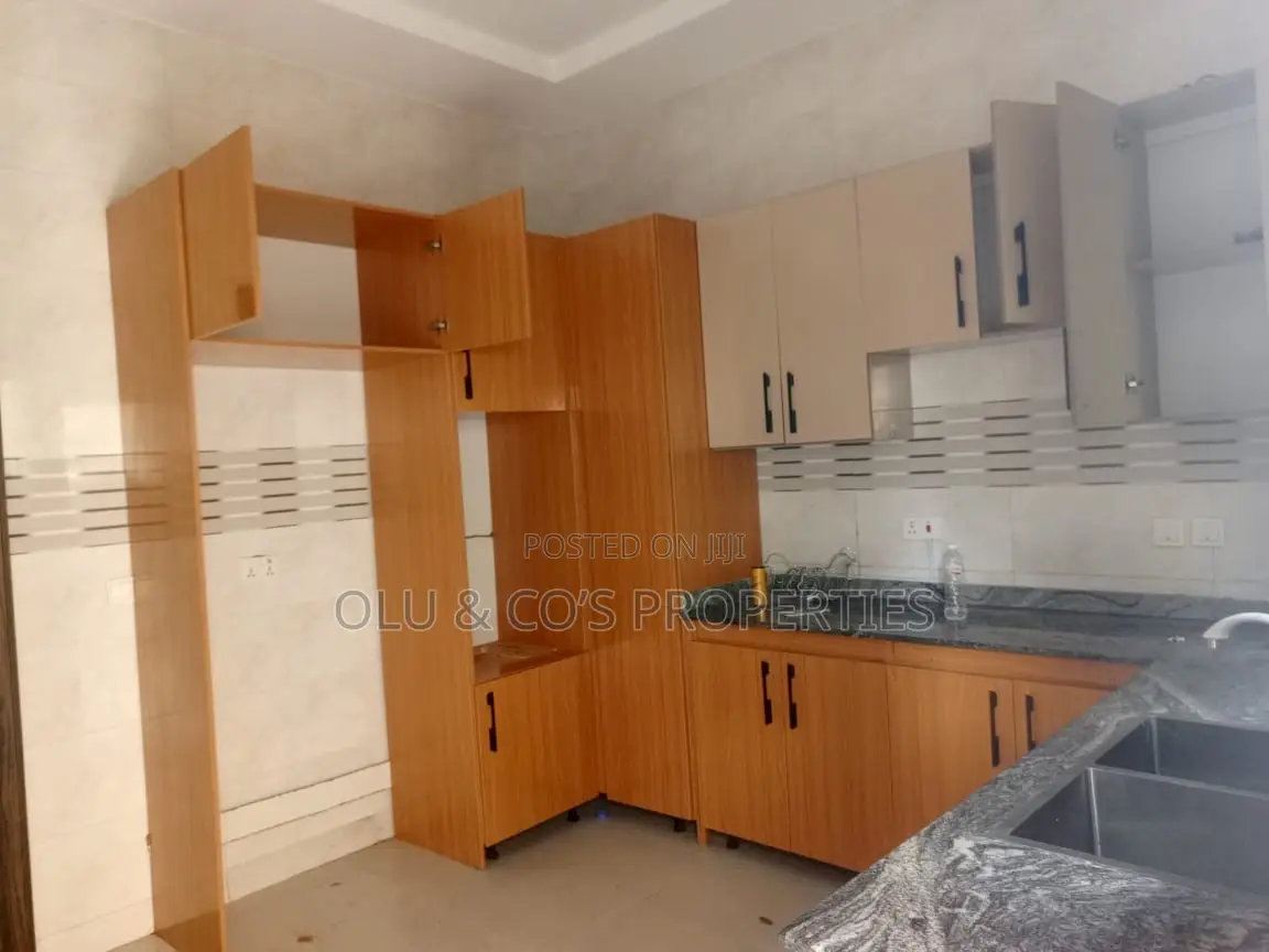 3bdrm Block of Flats in An Estate Around, Lugbe District for rent in Lugbe District