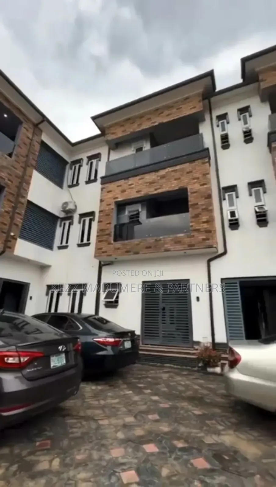 10bdrm Block of Flats in Off Nta Road , Port, Obio-Akpor for sale in Obio-Akpor