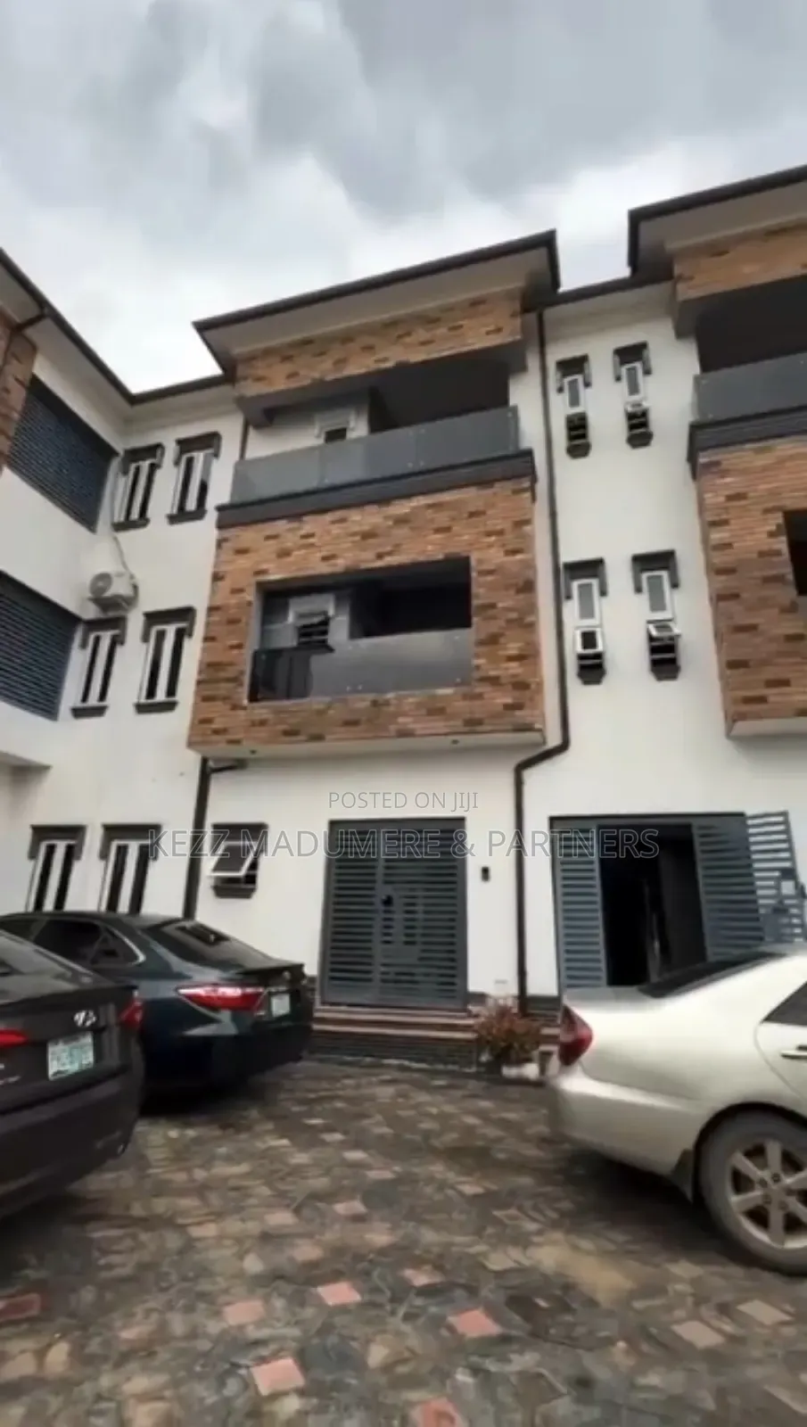 10bdrm Block of Flats in Off Nta Road , Port, Obio-Akpor for sale in Obio-Akpor