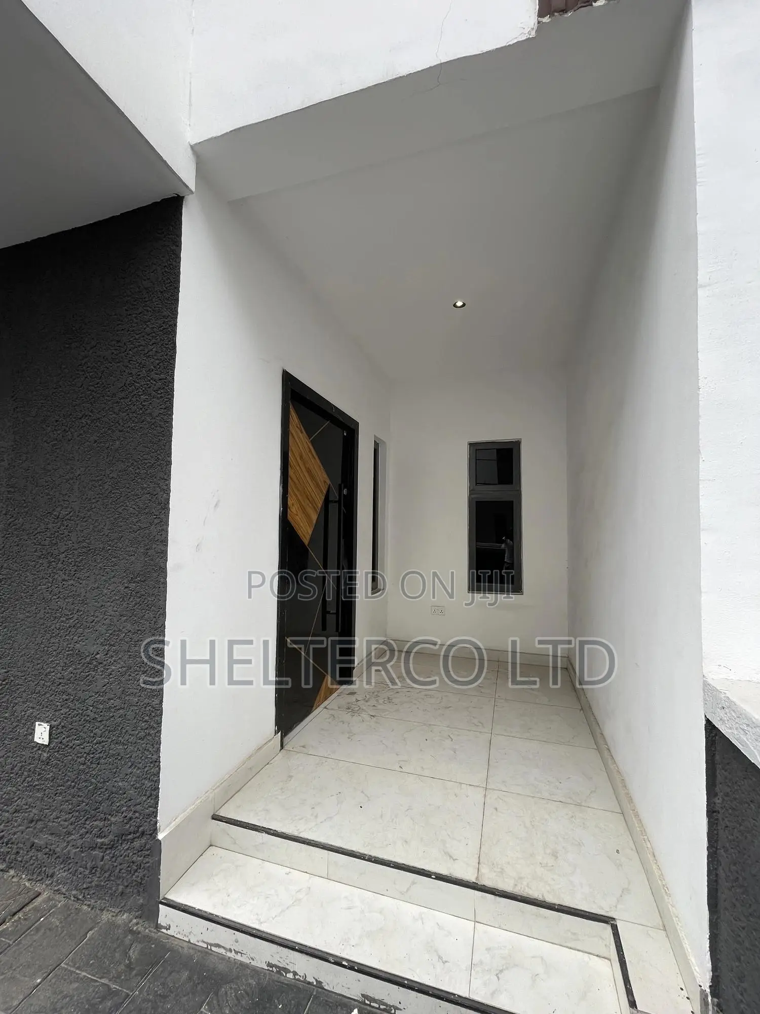 Furnished 5bdrm Duplex in Estate, Adeniyi Jones for rent in Adeniyi Jones