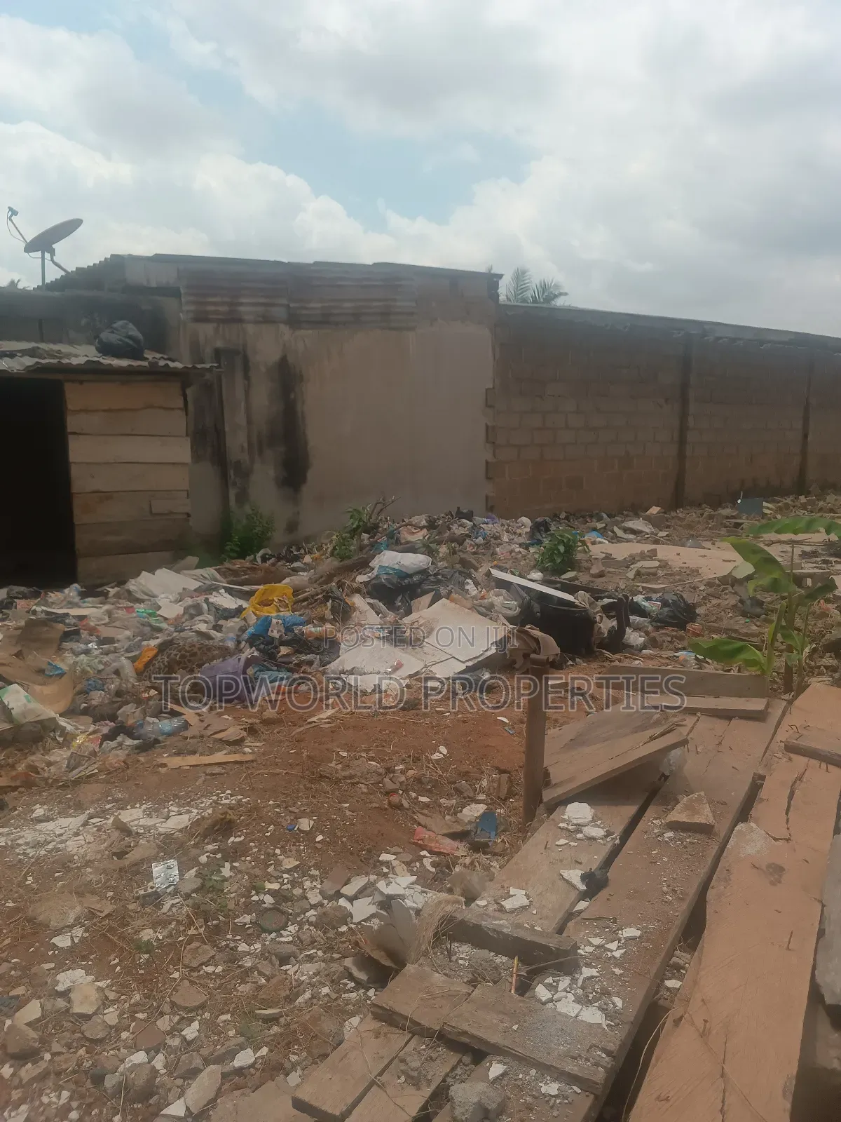 Half Plot of Land in an Estate in New Oko Oba