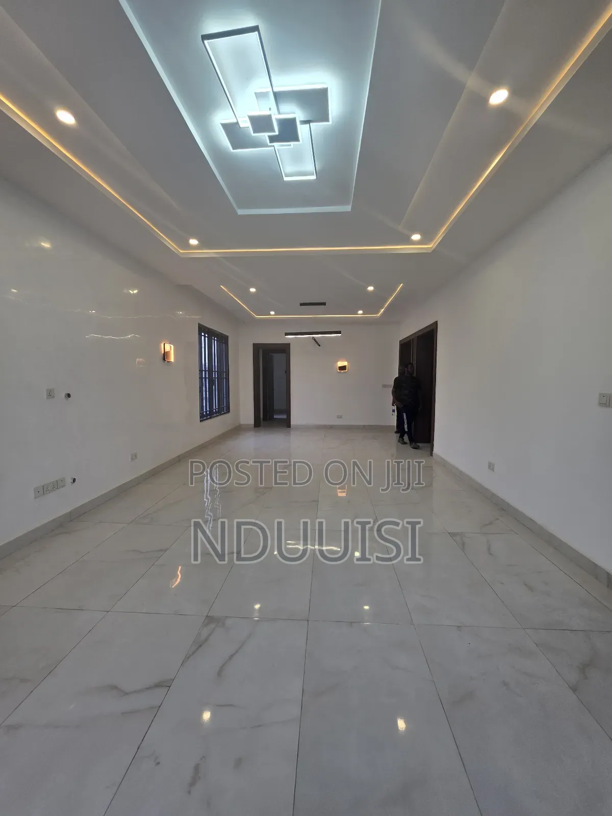 5bdrm Duplex in Wuye for sale in Wuye