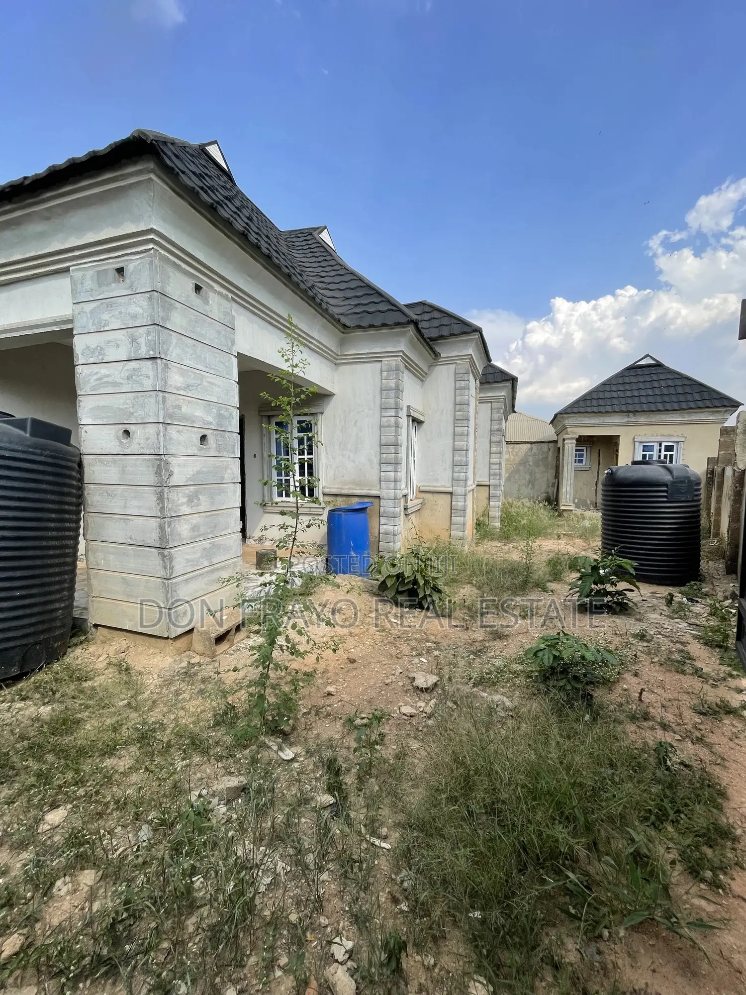 4bdrm Bungalow in Odo Ona Elewe, Akala Express for sale in Akala Express