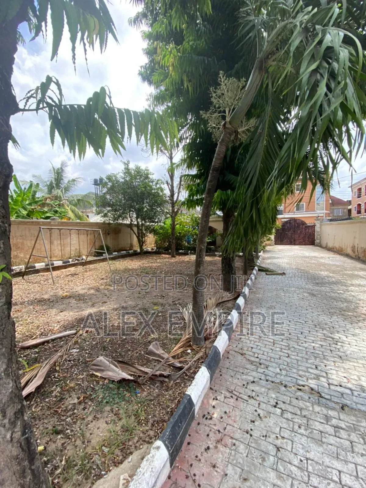 5bdrm Duplex in Ago Palace for rent in Ago Palace