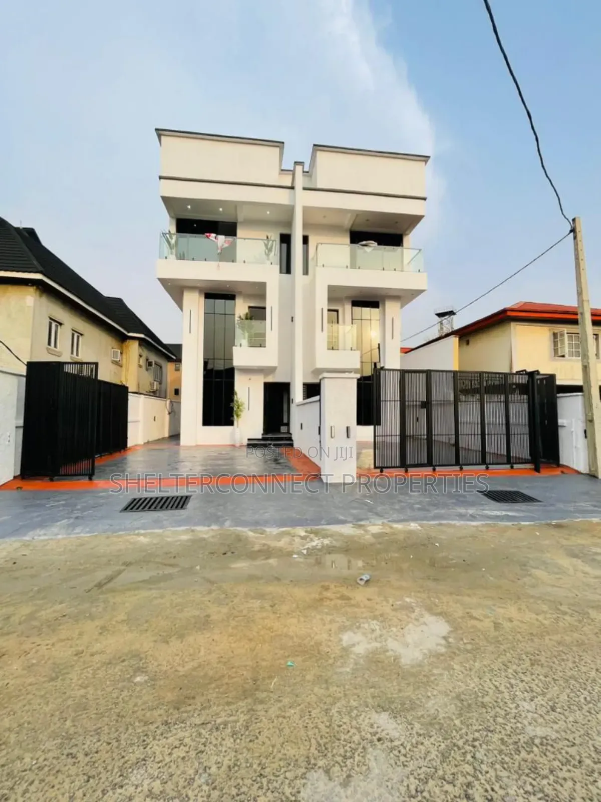 5bdrm Duplex in Adeniyi Jones for sale in Adeniyi Jones