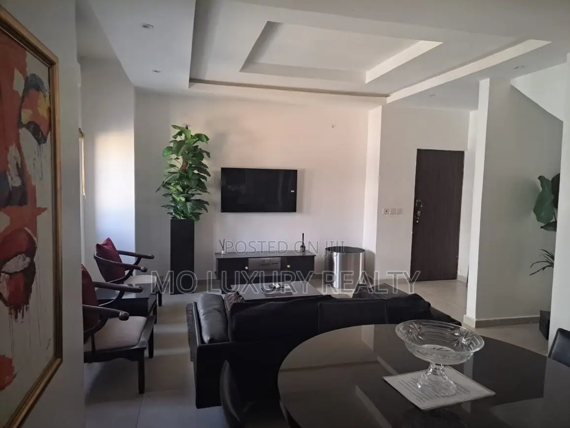2bdrm Maisonette in Lekki Phase 1 for rent in Lekki Phase 1