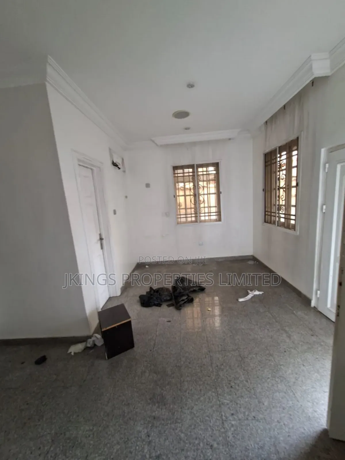 4bdrm Duplex in Obanikoro for sale in Obanikoro