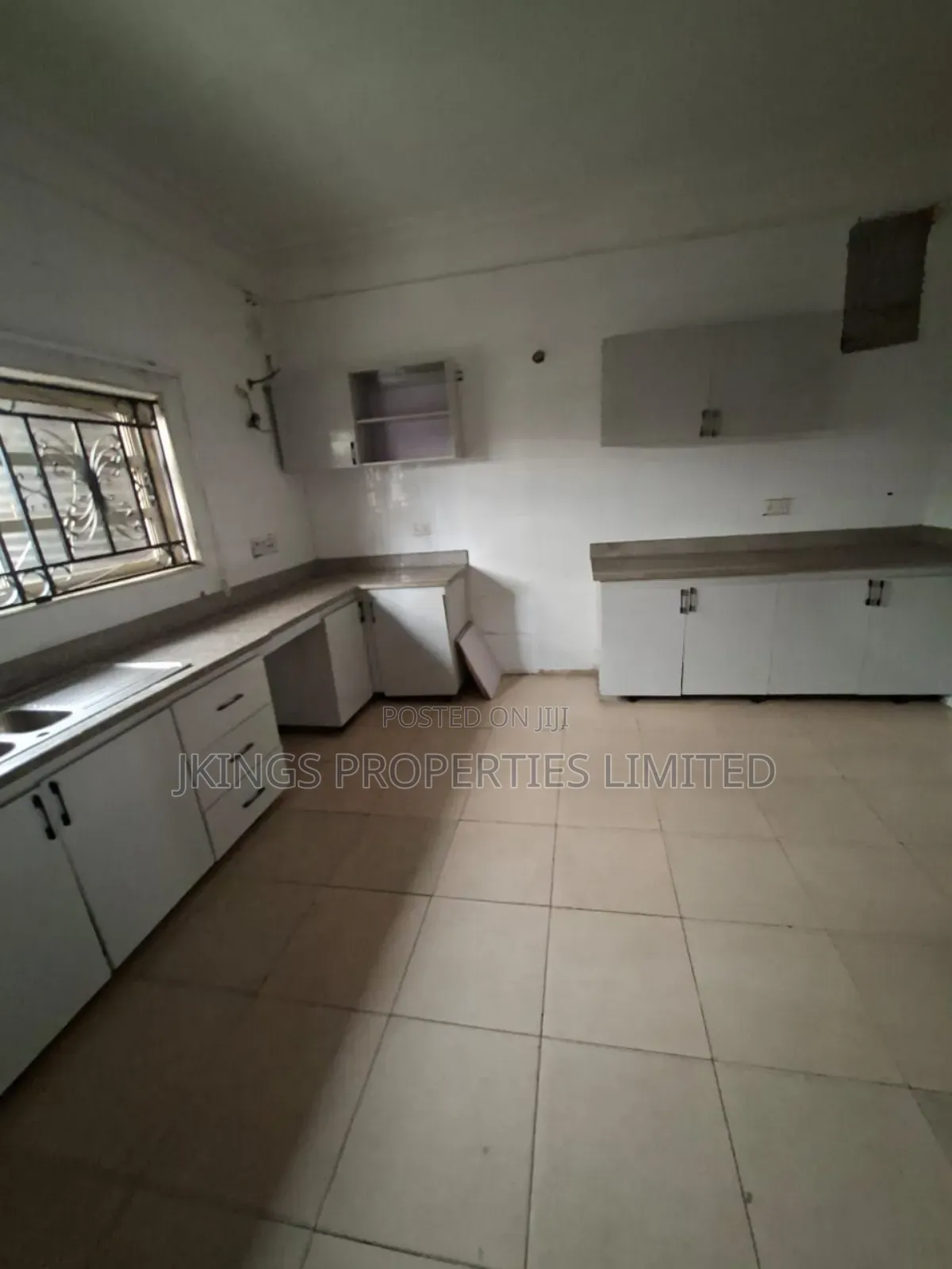 4bdrm Duplex in Obanikoro for sale in Obanikoro