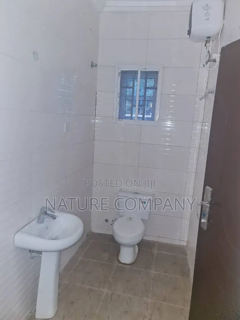 3bdrm Block of Flats in Ikeja Gra for rent in Ikeja GRA