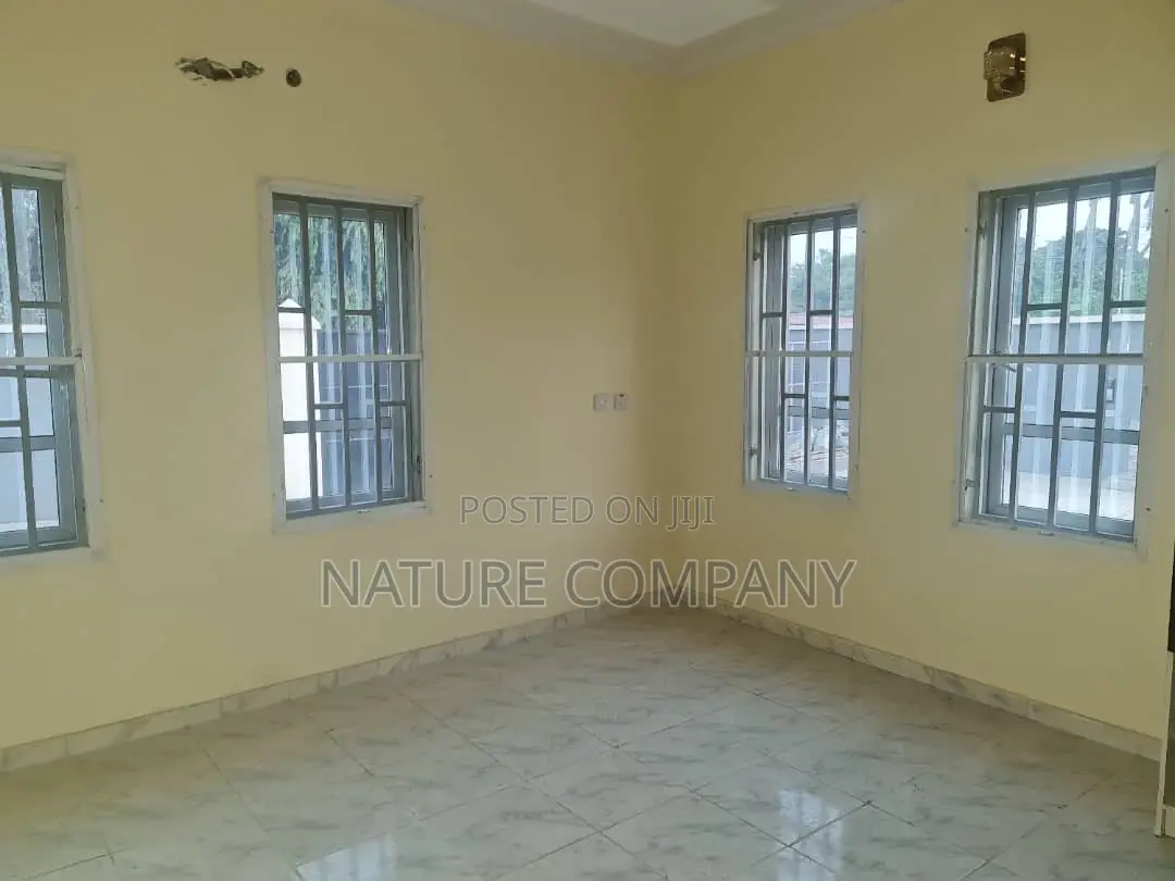 3bdrm Block of Flats in Ikeja Gra for rent in Ikeja GRA