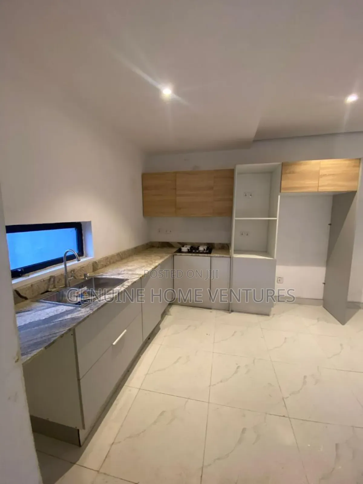 2bdrm Apartment in Ikate for sale in Ikate