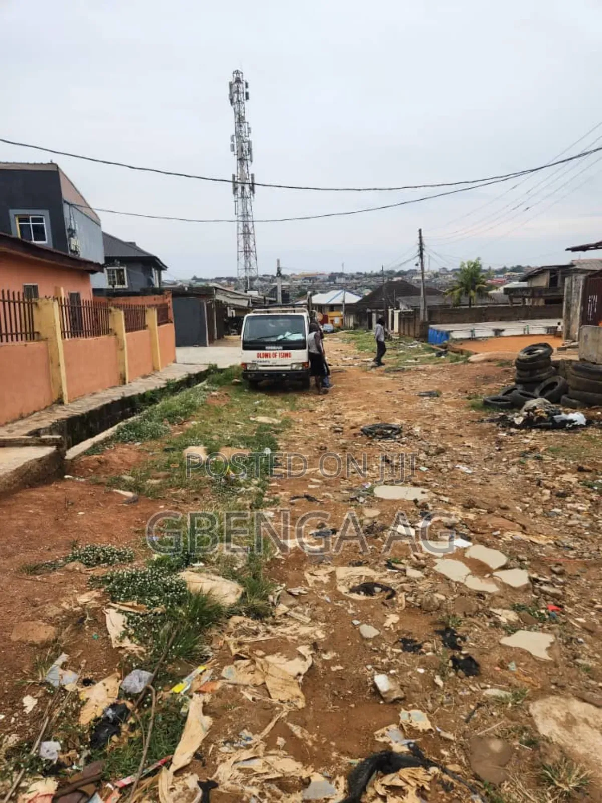 6bdrm Bungalow in Abesan Estate Ipaja, Akowonjo for sale in Akowonjo