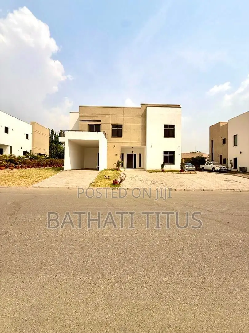 4bdrm Duplex in Maitama for sale in Maitama