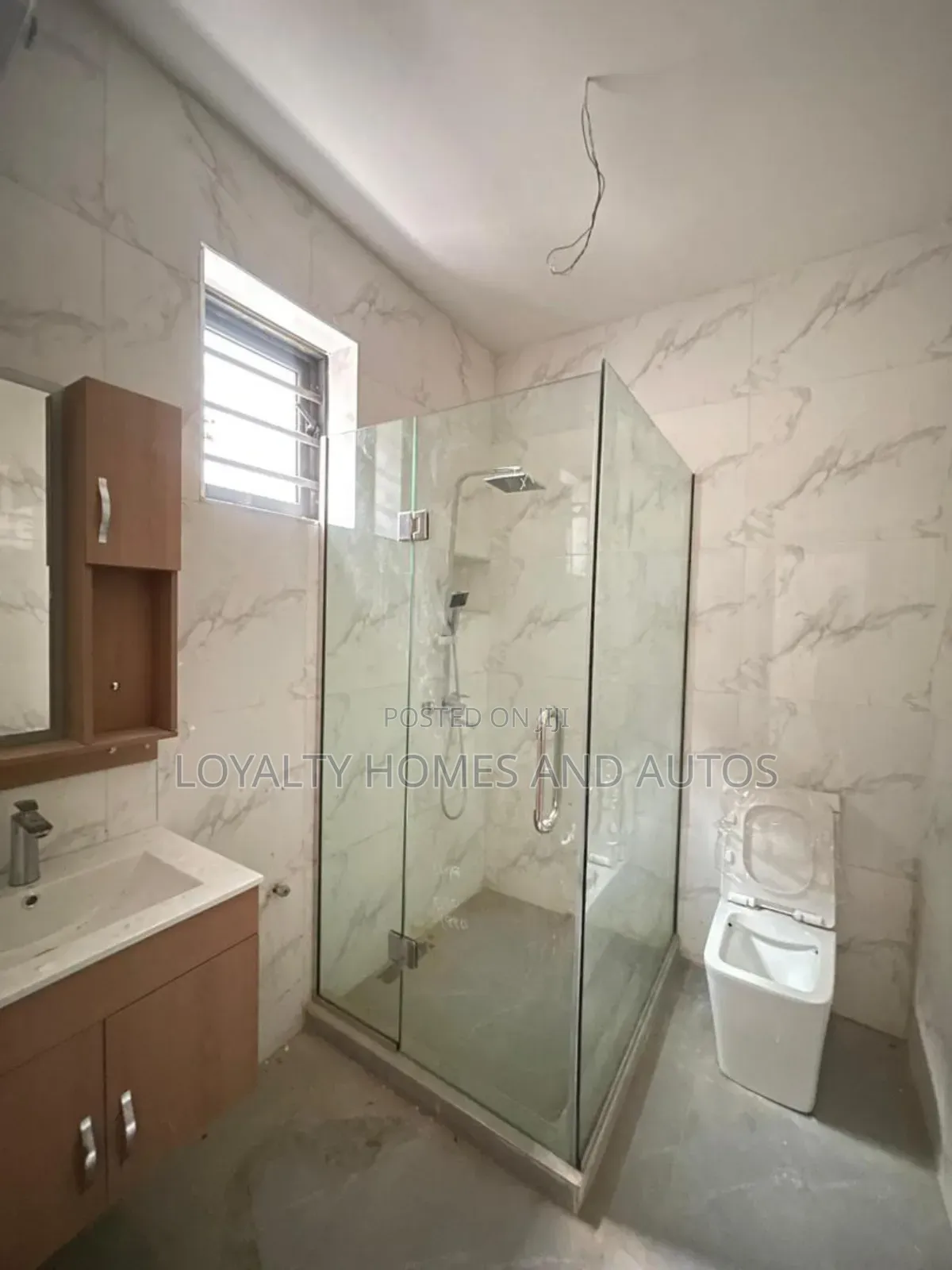 2bdrm Maisonette in Agege for sale in Agege