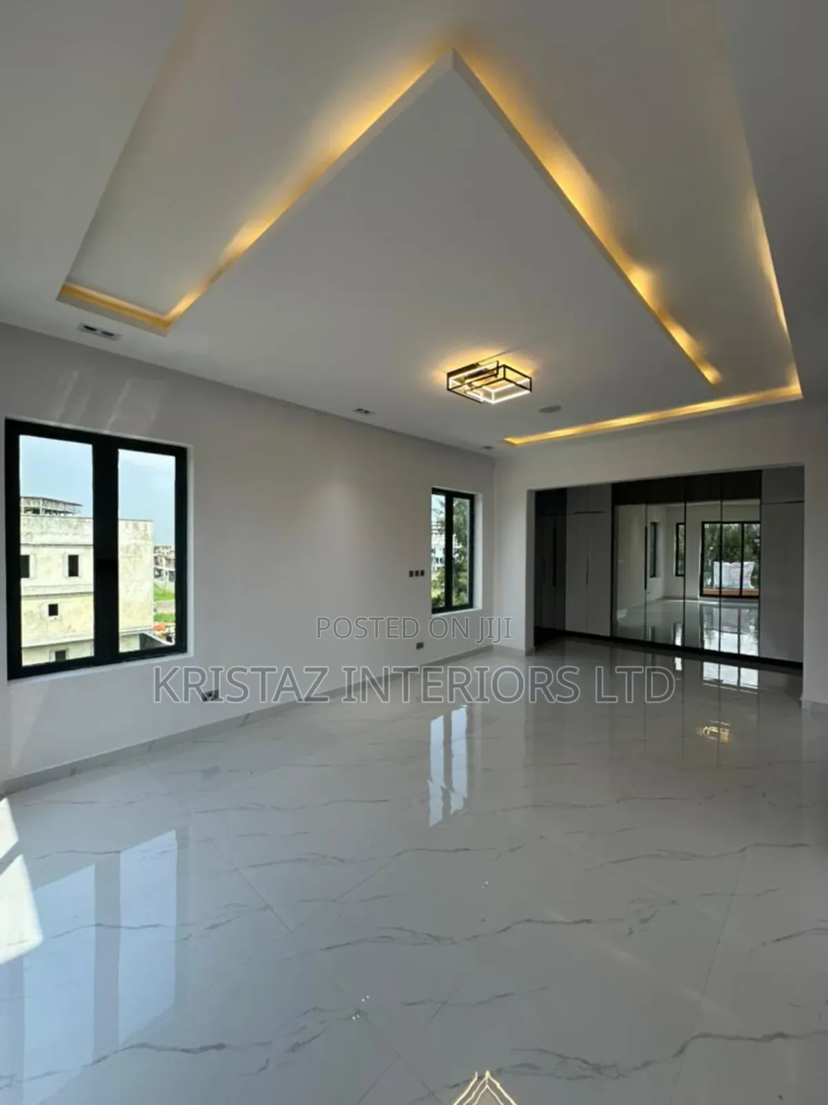 5bdrm Duplex in Lekki Phase 1 for sale in Lekki Phase 1