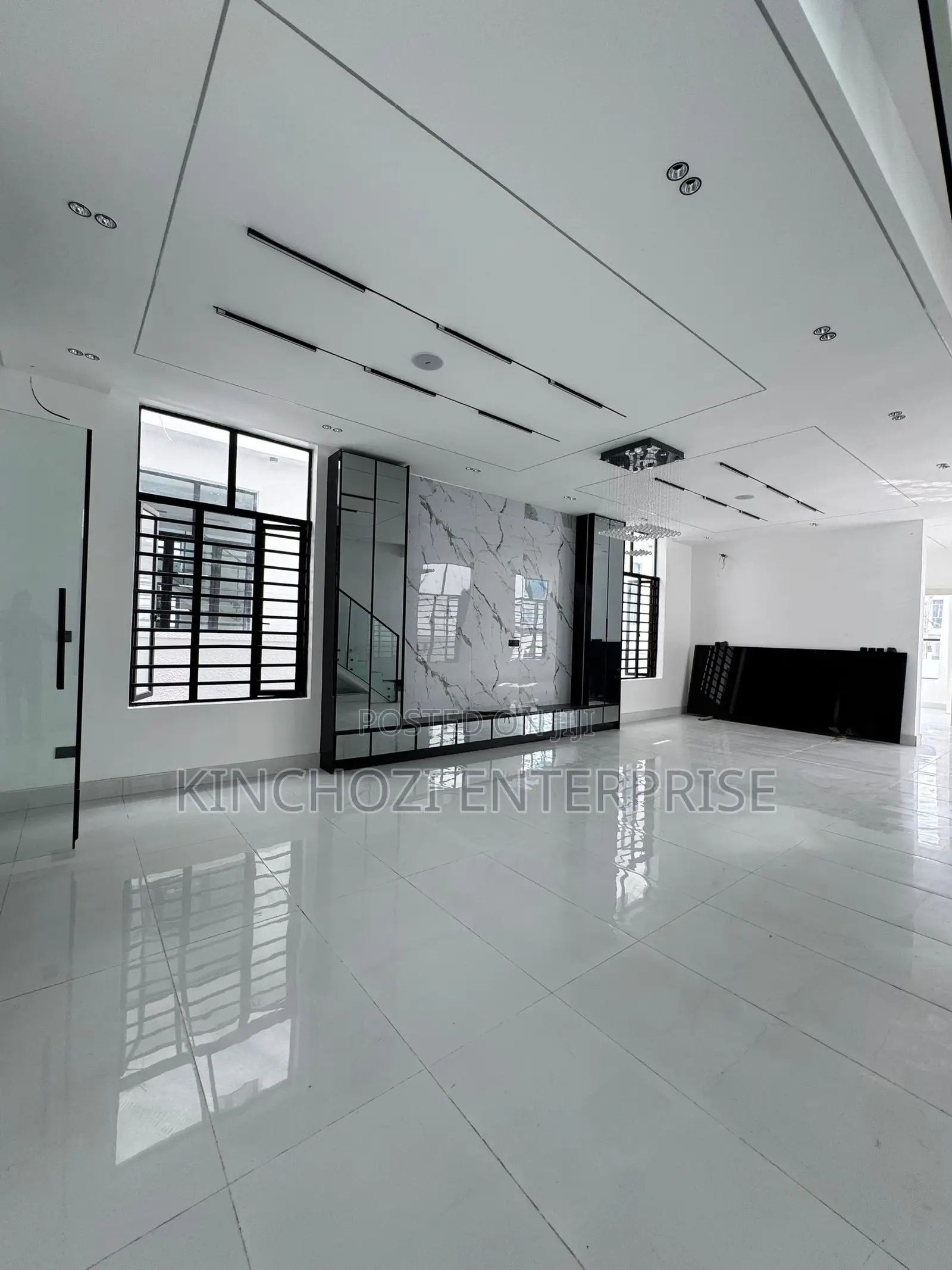 5bdrm Duplex in Sangotedo for sale in Sangotedo