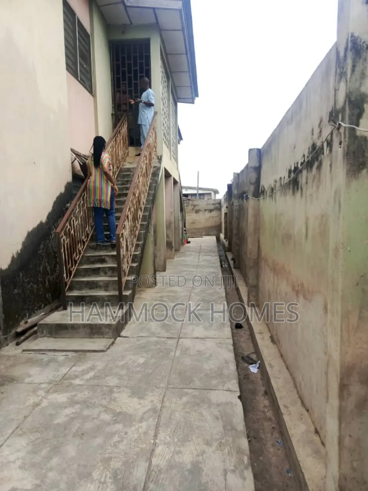 12bdrm Block of Flats in Aromolaran Estate, Agodi for sale in Agodi