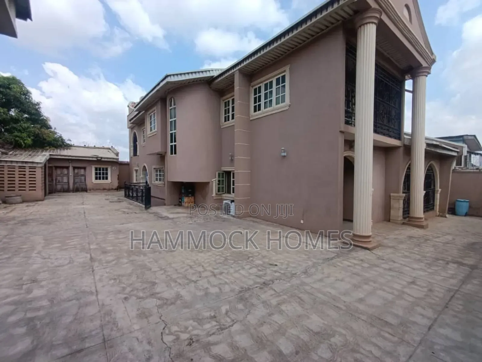 5bdrm Duplex in Tinubu Estate, Iwo Road for sale in Iwo Road