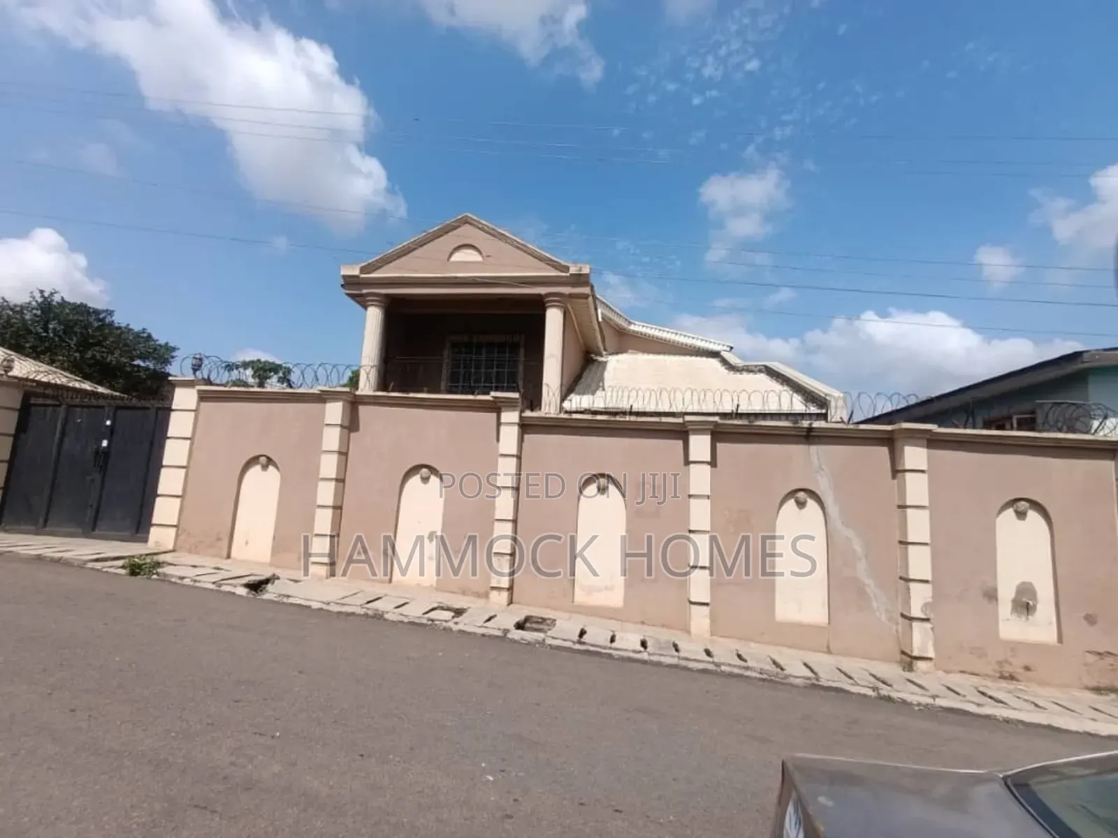 5bdrm Duplex in Tinubu Estate, Iwo Road for sale in Iwo Road
