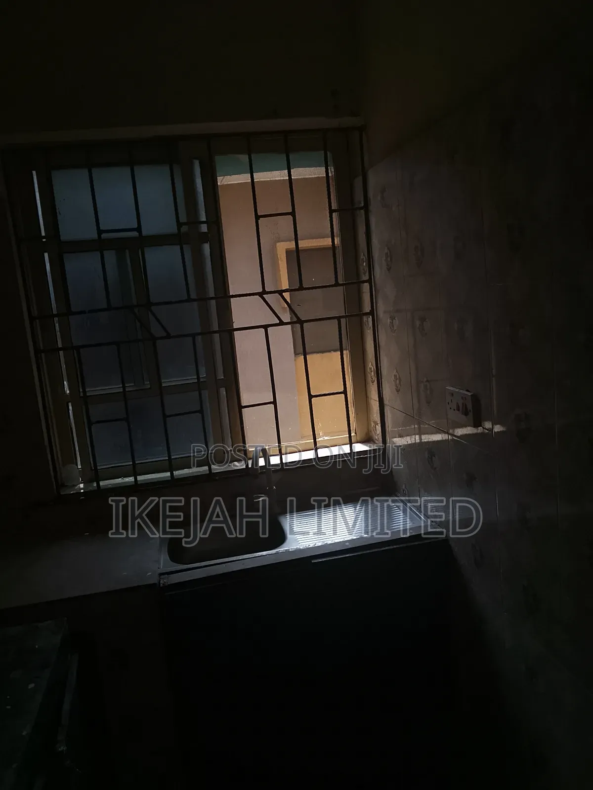 1bdrm Apartment in Akilo, Ogba Industrial Estate for rent in Ogba Industrial Estate