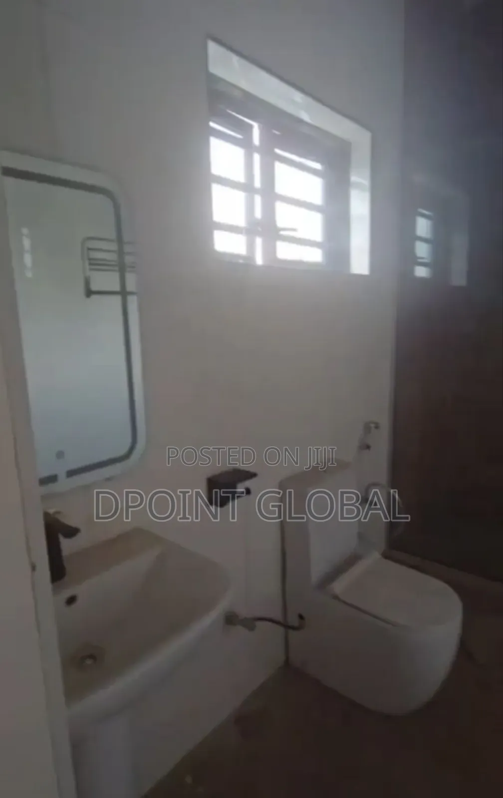 5bdrm Duplex in Omole Phase 1 for sale in Omole Phase 1